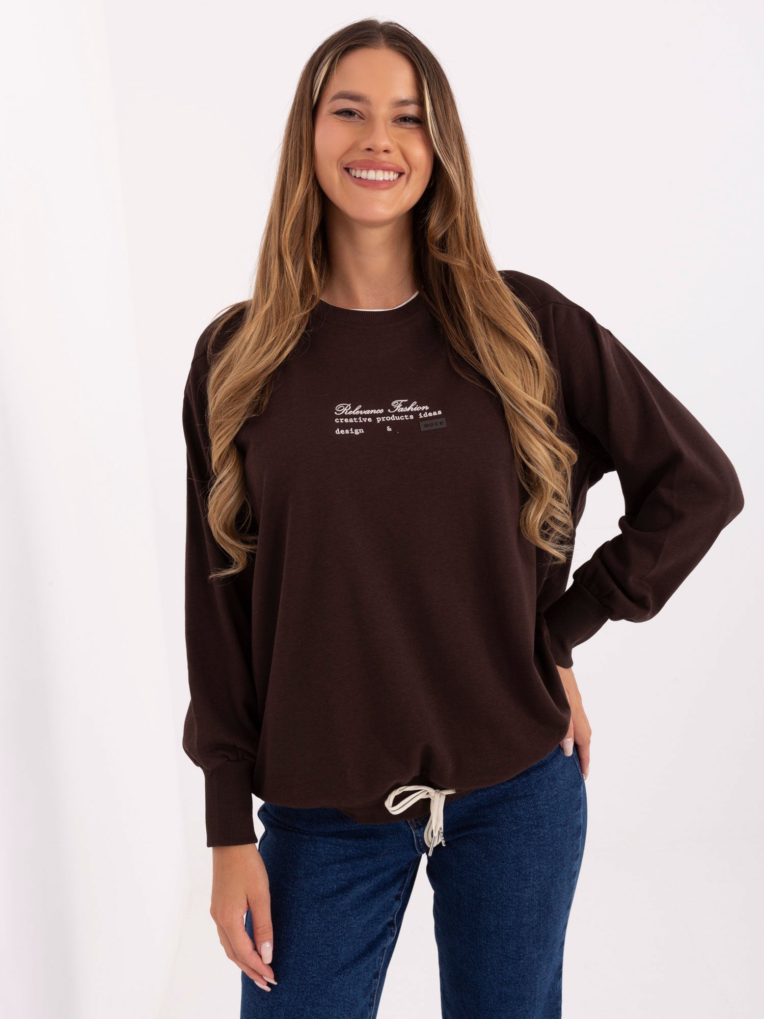 Czekoladowa damska bluza oversize bez kaptura