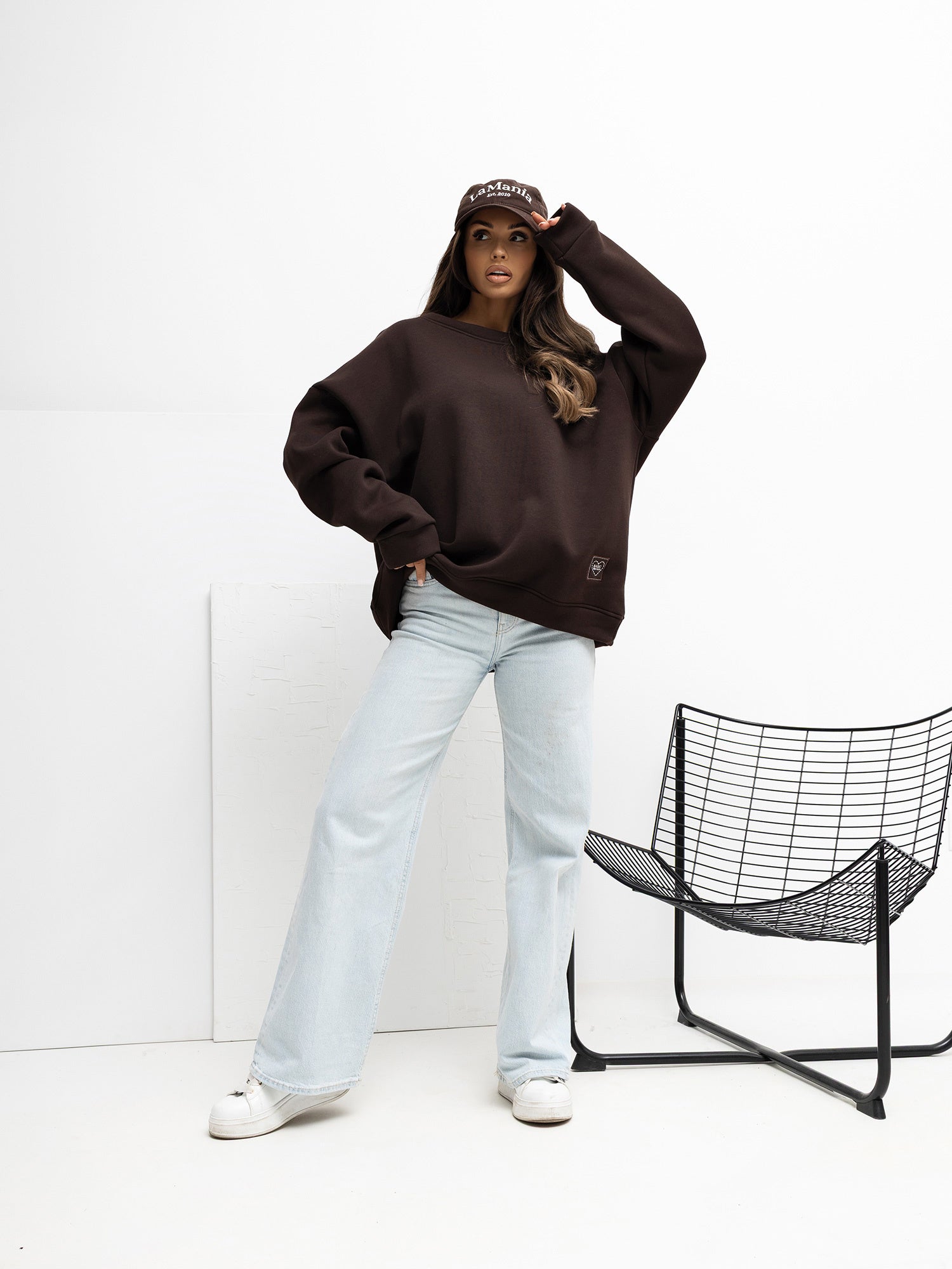 RUE PARIS Czekoladowa dresowa bluza basic z ociepleniem