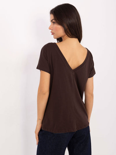 BASIC FEEL GOOD Czekoladowy t-shirt z dekoltem na plecach