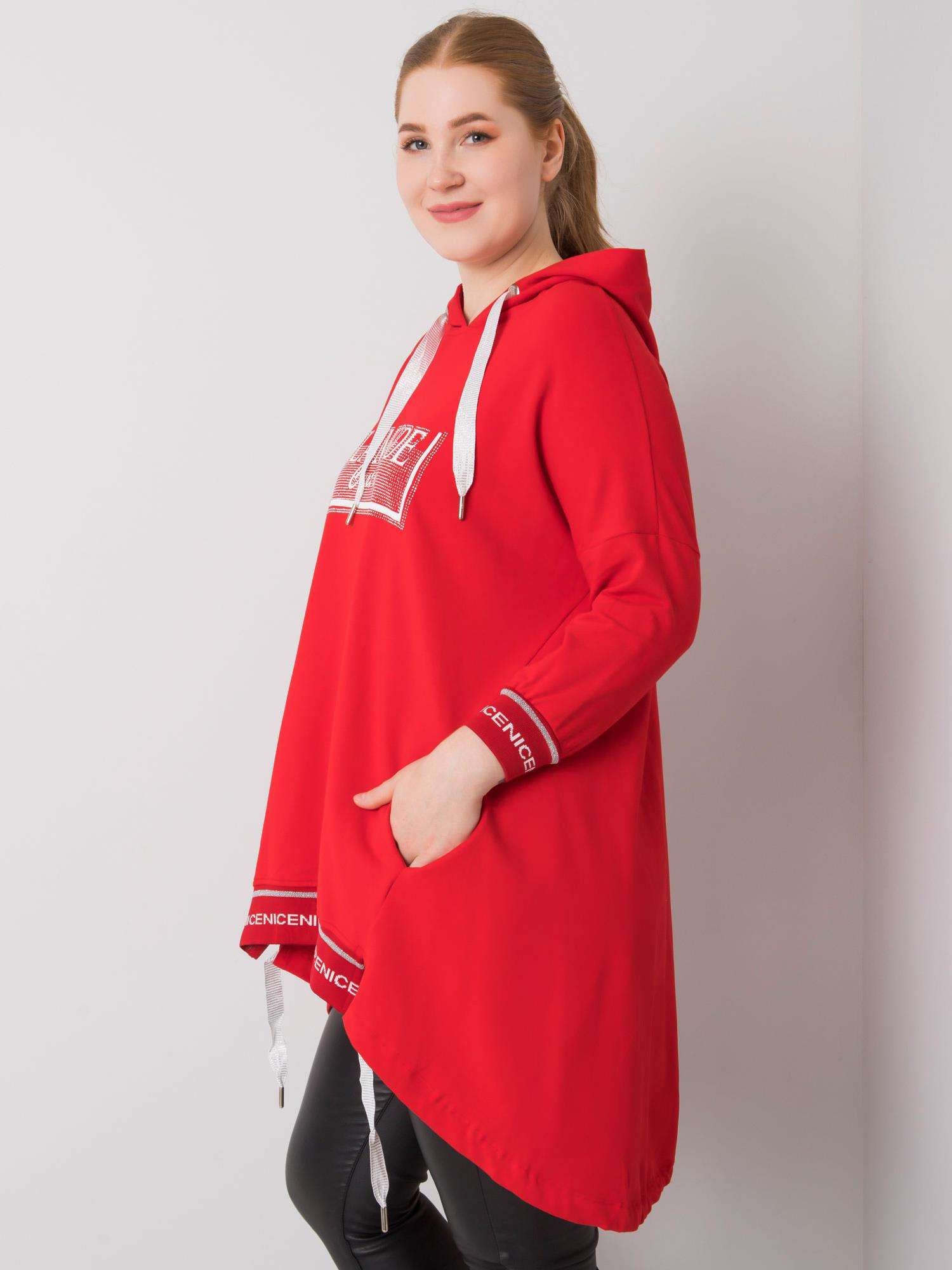 Czerwona bluza damska plus size z kieszenią