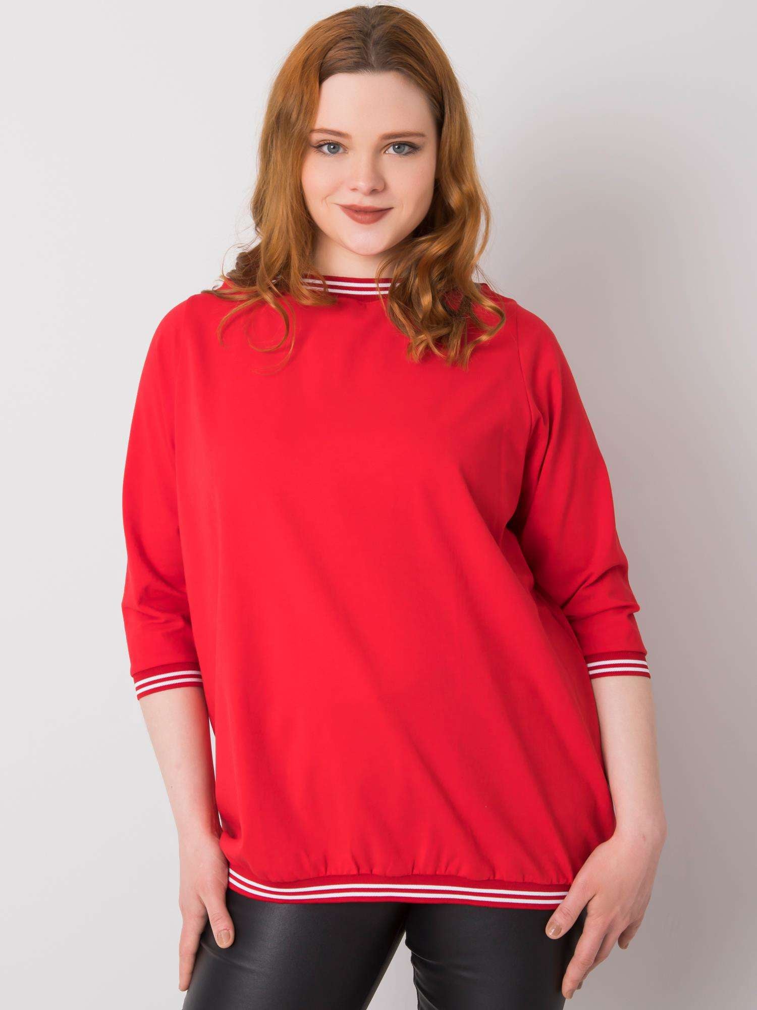 Czerwona bluzka plus size ze ściągaczami