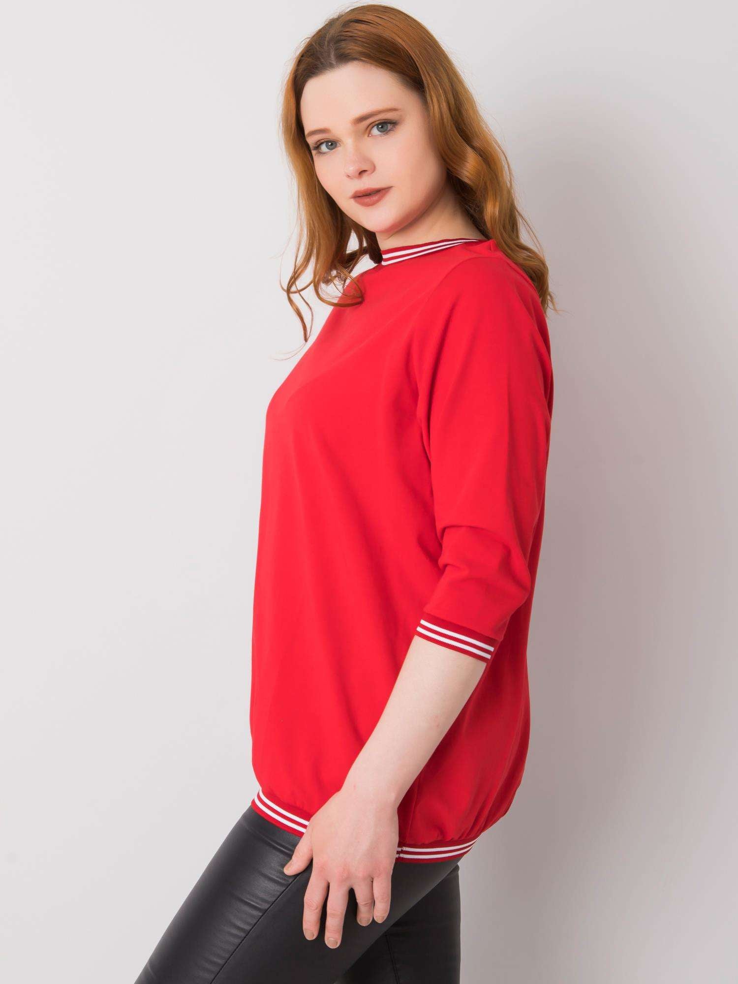 Czerwona bluzka plus size ze ściągaczami