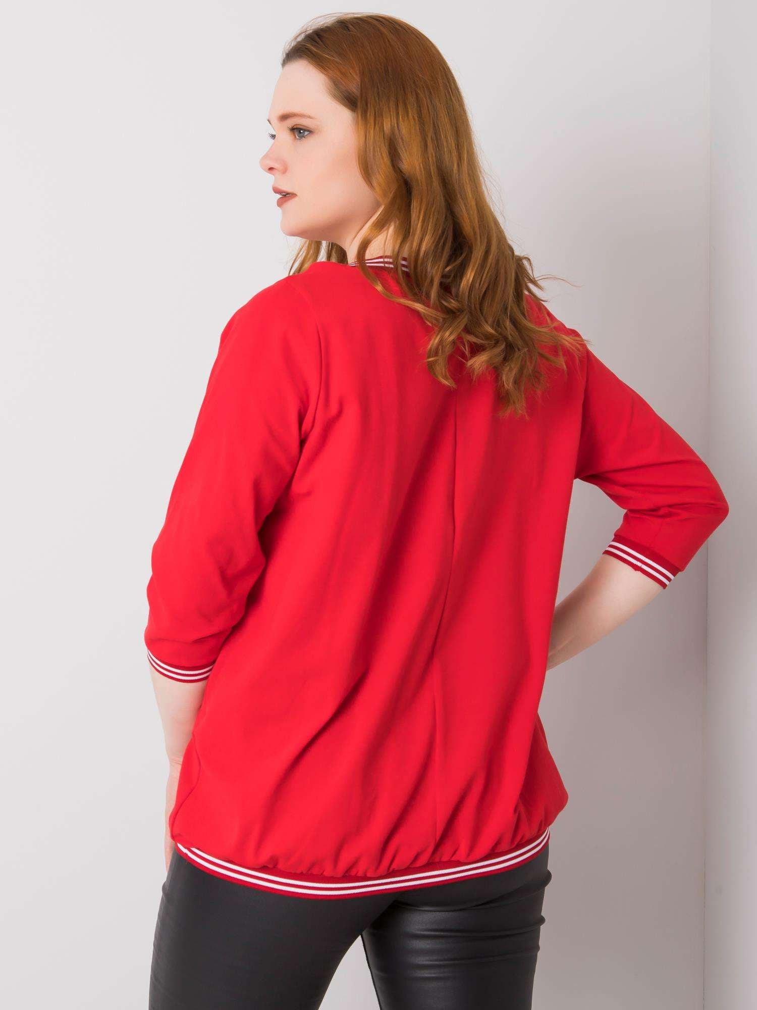 Czerwona bluzka plus size ze ściągaczami