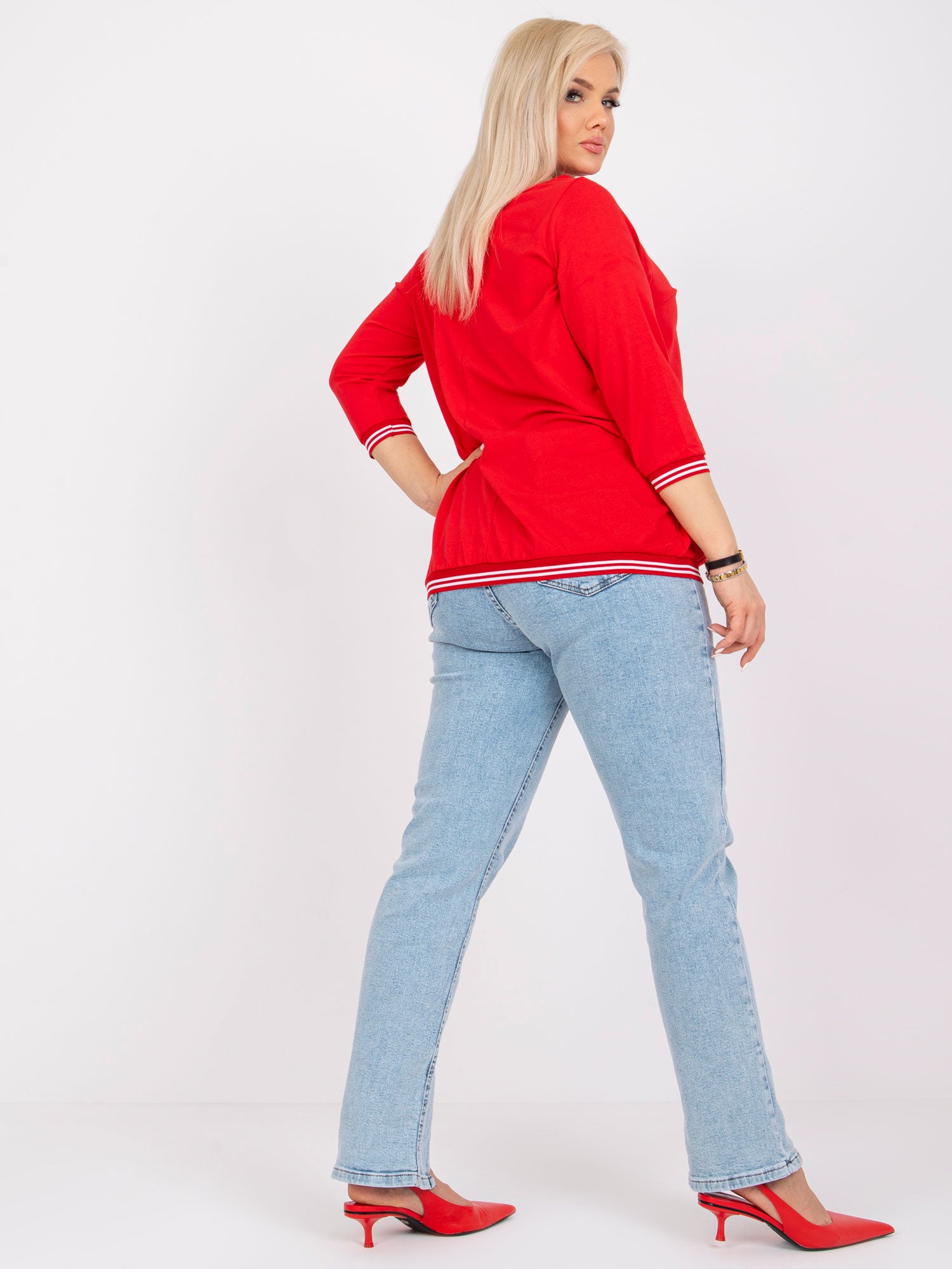 Czerwona bluzka plus size ze ściągaczami