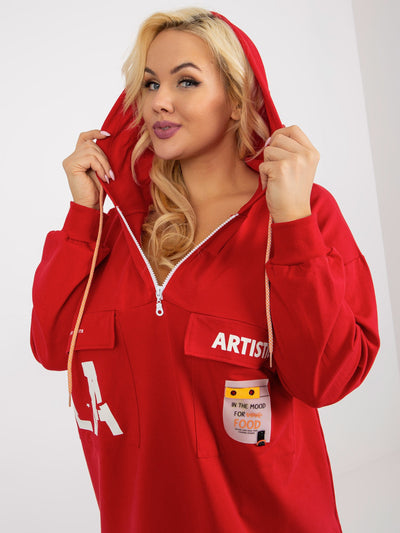 Czerwona dłuższa bluza plus size z napisami