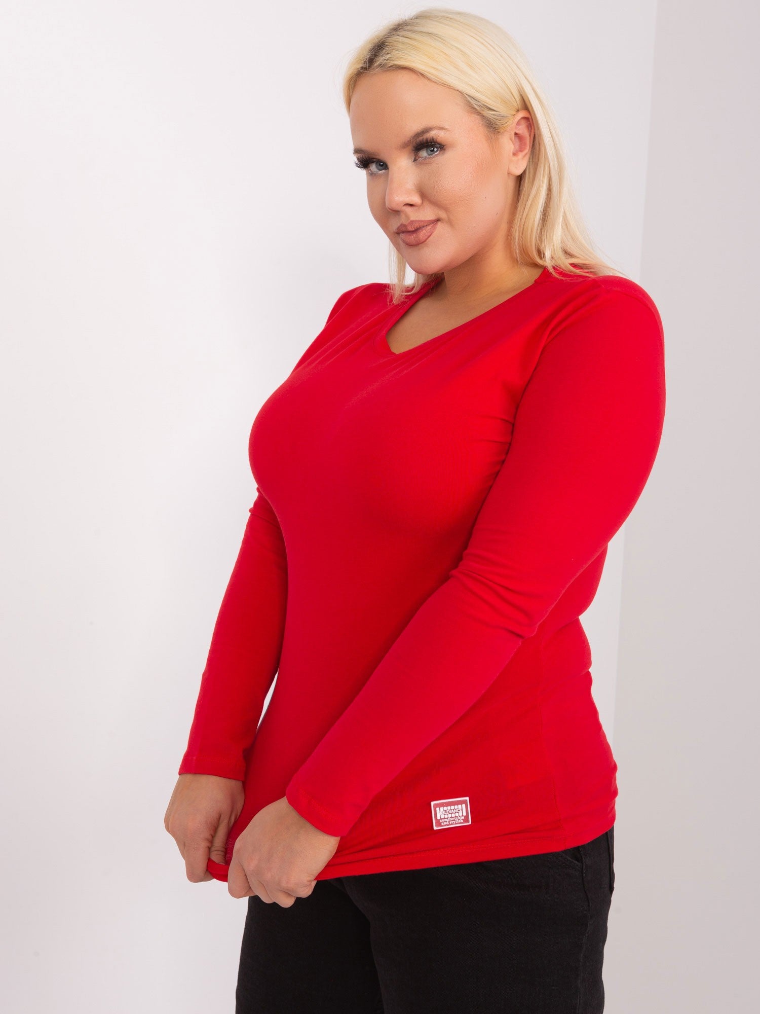 Czerwona bluzka plus size z okrągłym dekoltem