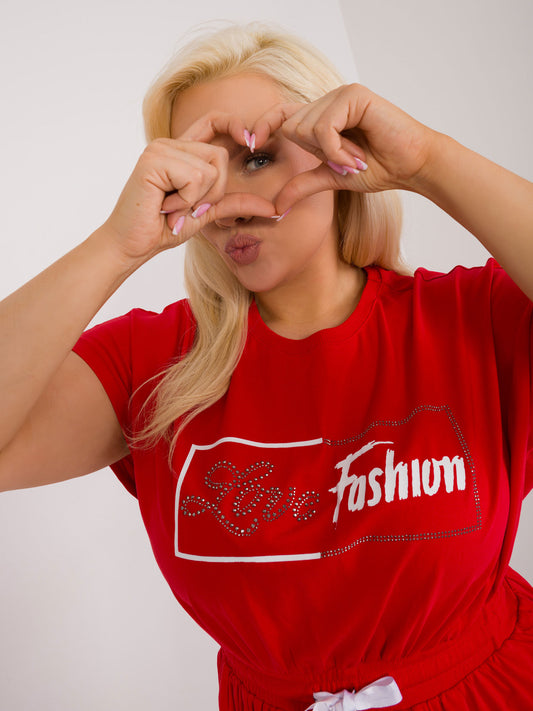 Czerwona sukienka plus size z gumką w pasie