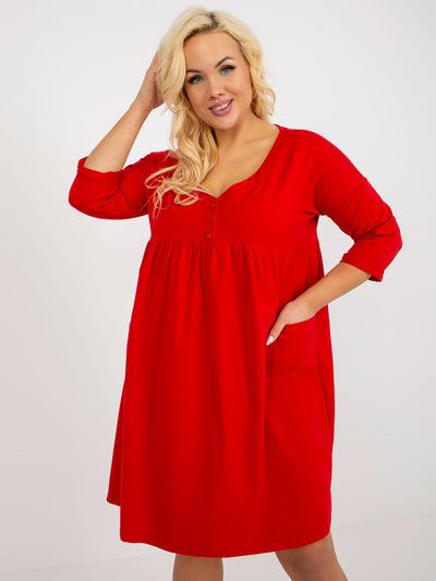 Czerwona dresowa sukienka plus size basic z kieszeniami