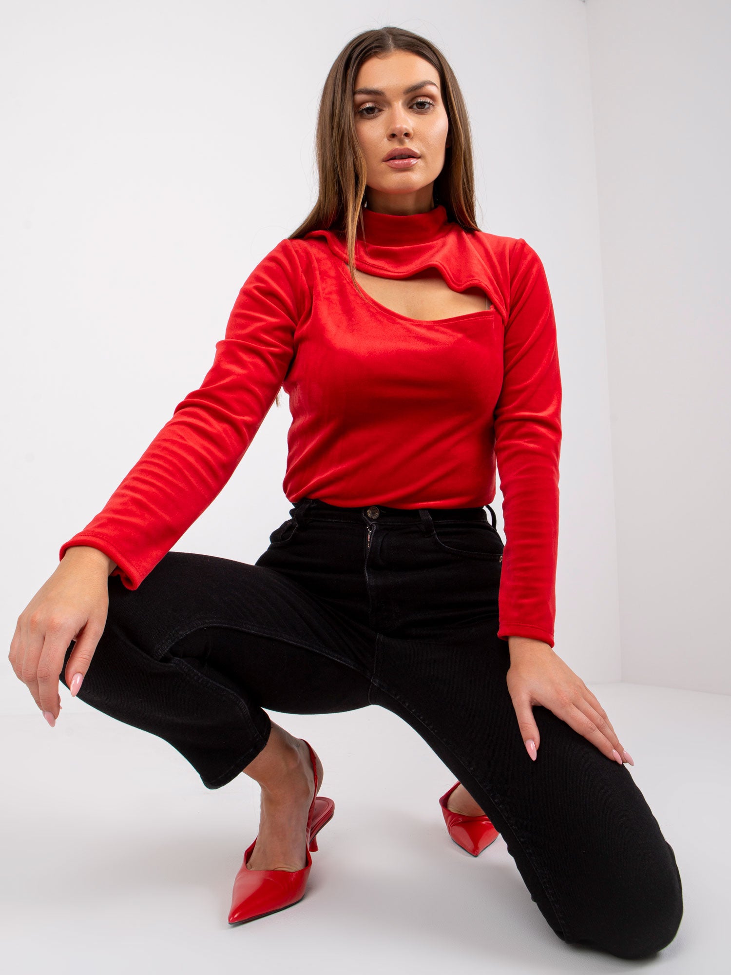 Czerwona bluzka z weluru