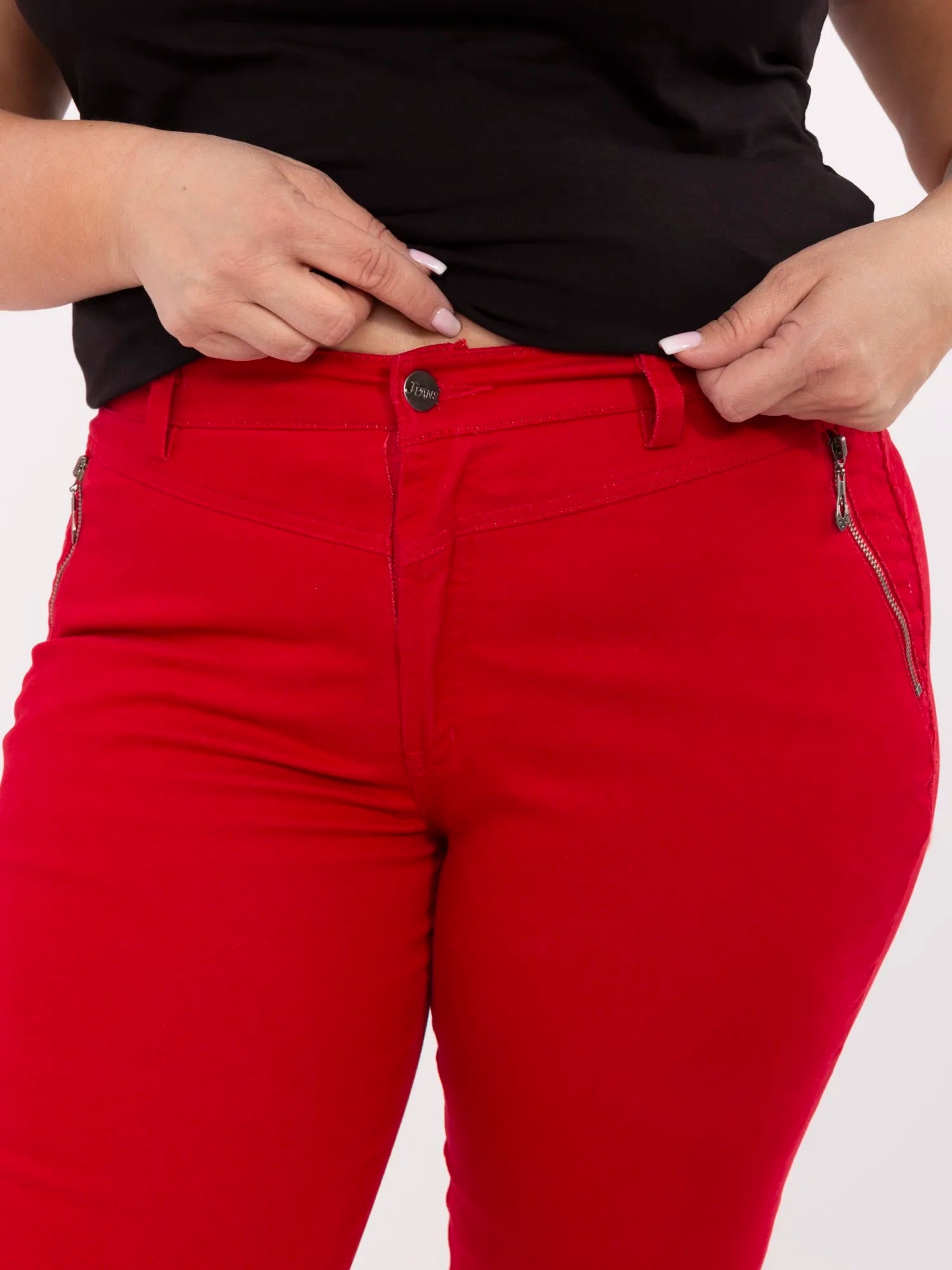 Czerwone spodnie plus size z gumką