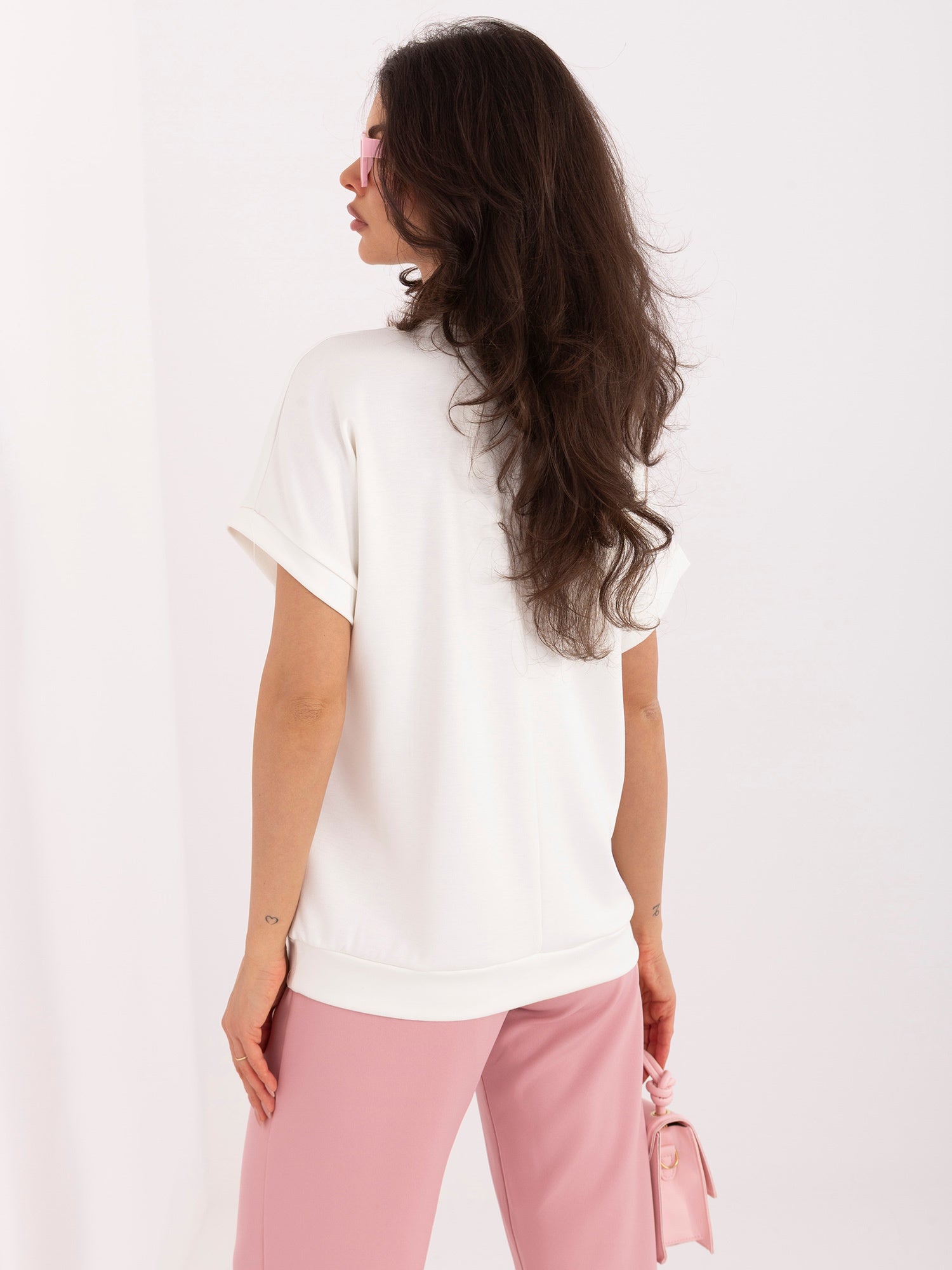 RUE PARIS Ecru damska bluzka oversize z napisem