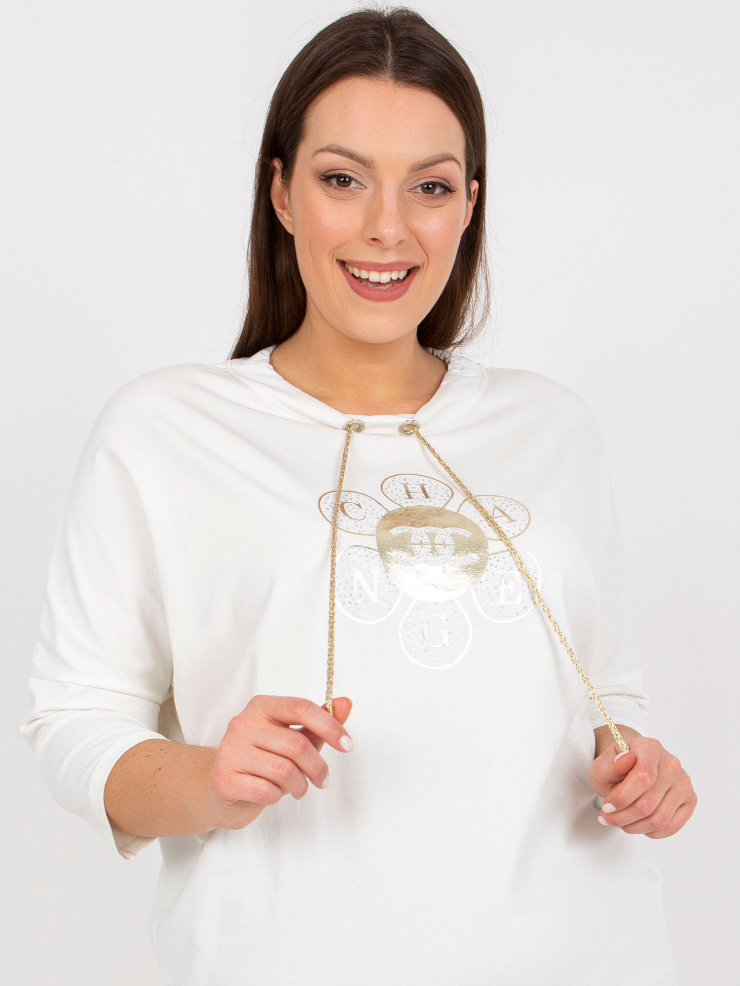 Ecru bluzka plus size z rękawem 3/4