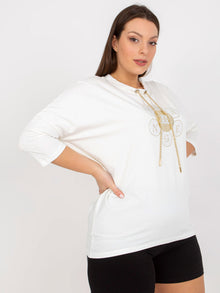 Ecru bluzka plus size z rękawem 3/4
