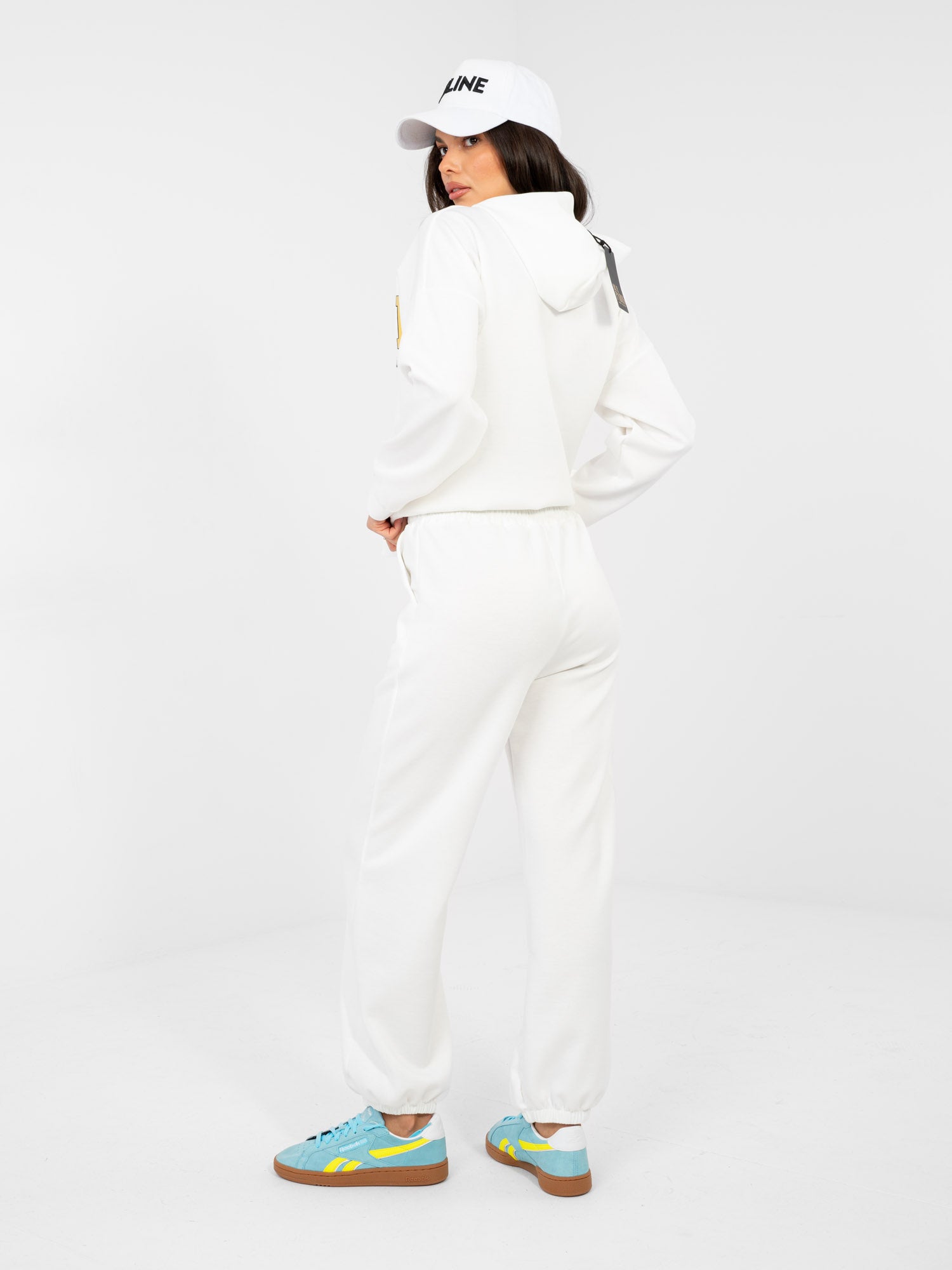 RUE PARIS Ecru casualowy komplet z bluzą oversize