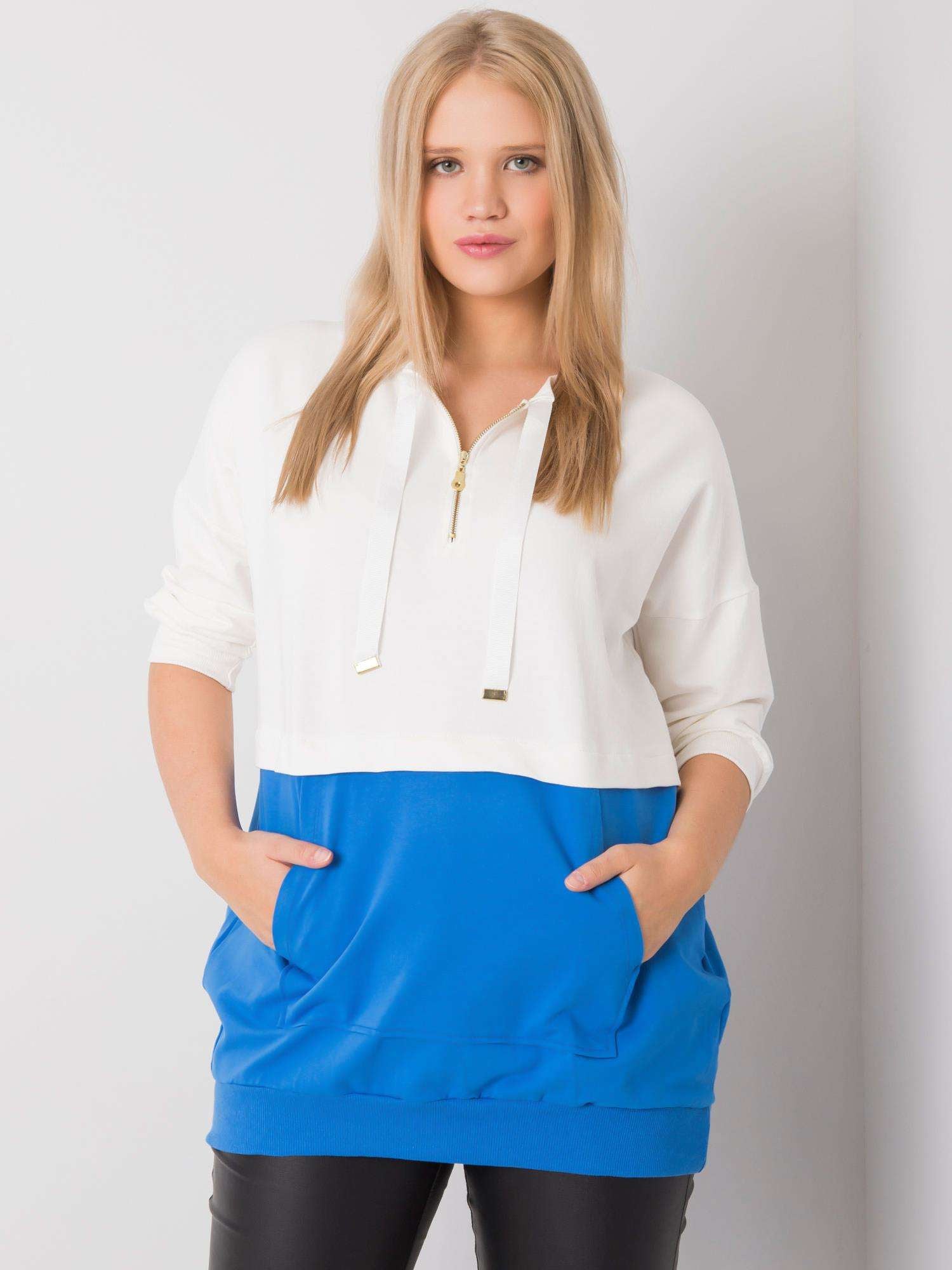 Ecru-ciemnoniebieska tunika damska plus size