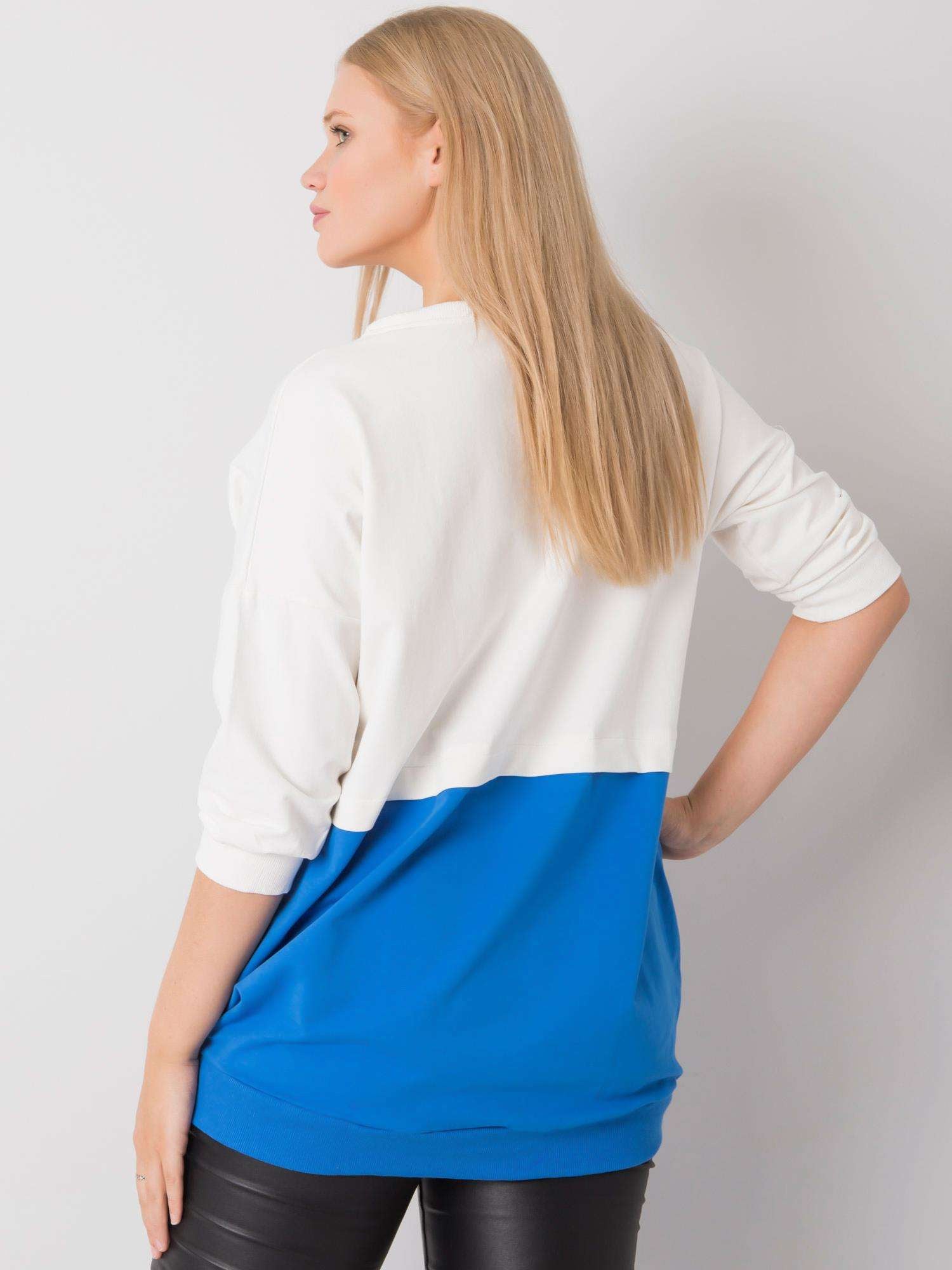 Ecru-ciemnoniebieska tunika damska plus size