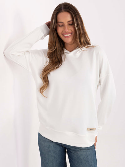 Ecru damska bluza z naszywkami