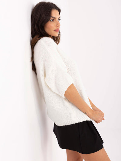 Ecru damski sweter oversize w jednolitym kolorze