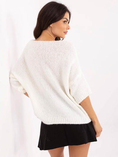 Ecru damski sweter oversize w jednolitym kolorze