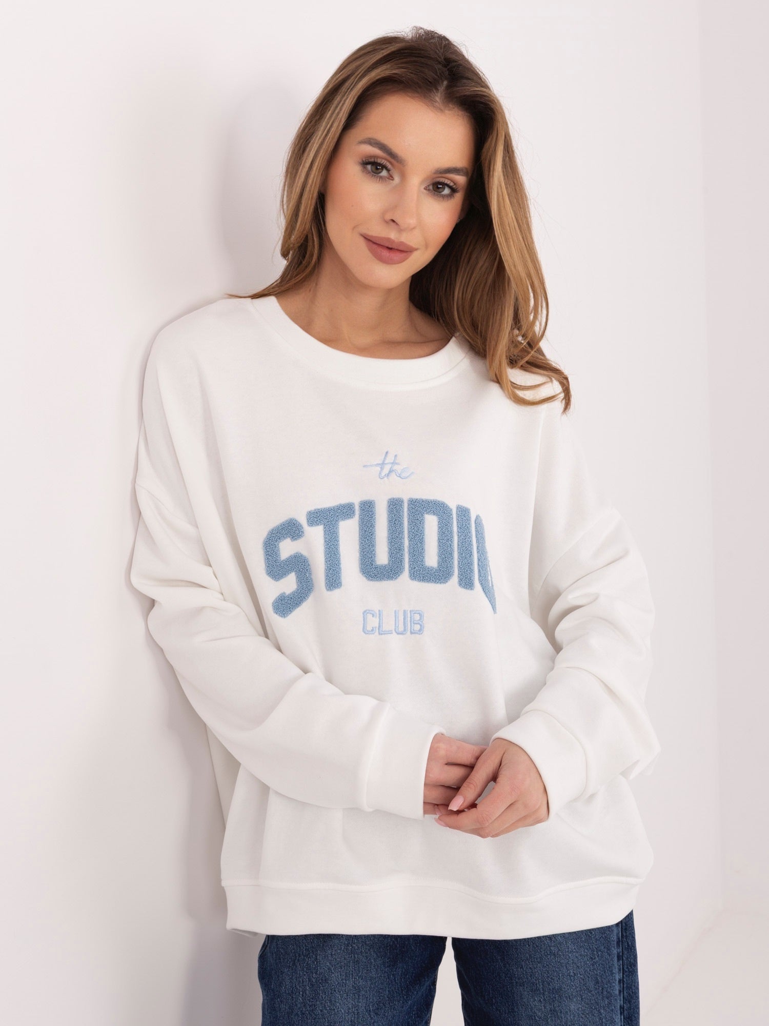 Ecru damska bluza oversize z okrągłym dekoltem