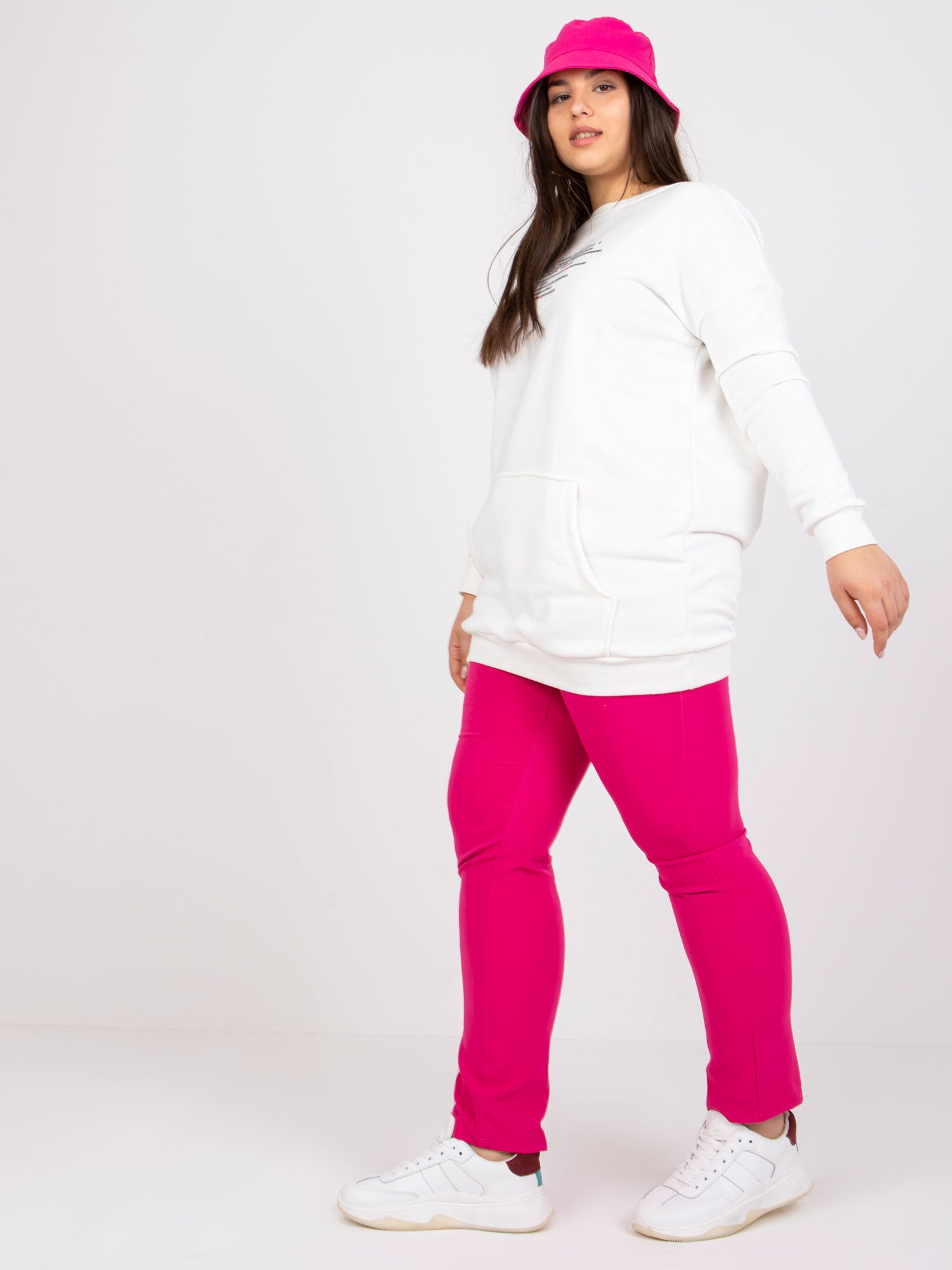 Ecru bluza plus size z napisami