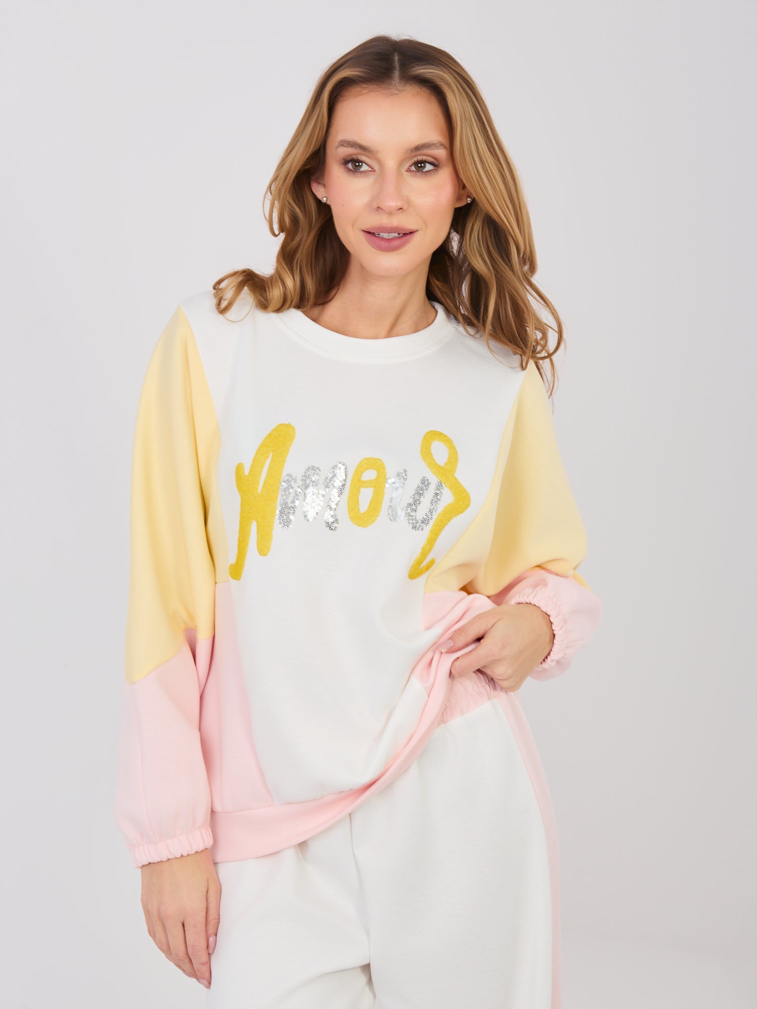 RUE PARIS Ecru dresowy komplet z bluzą oversize