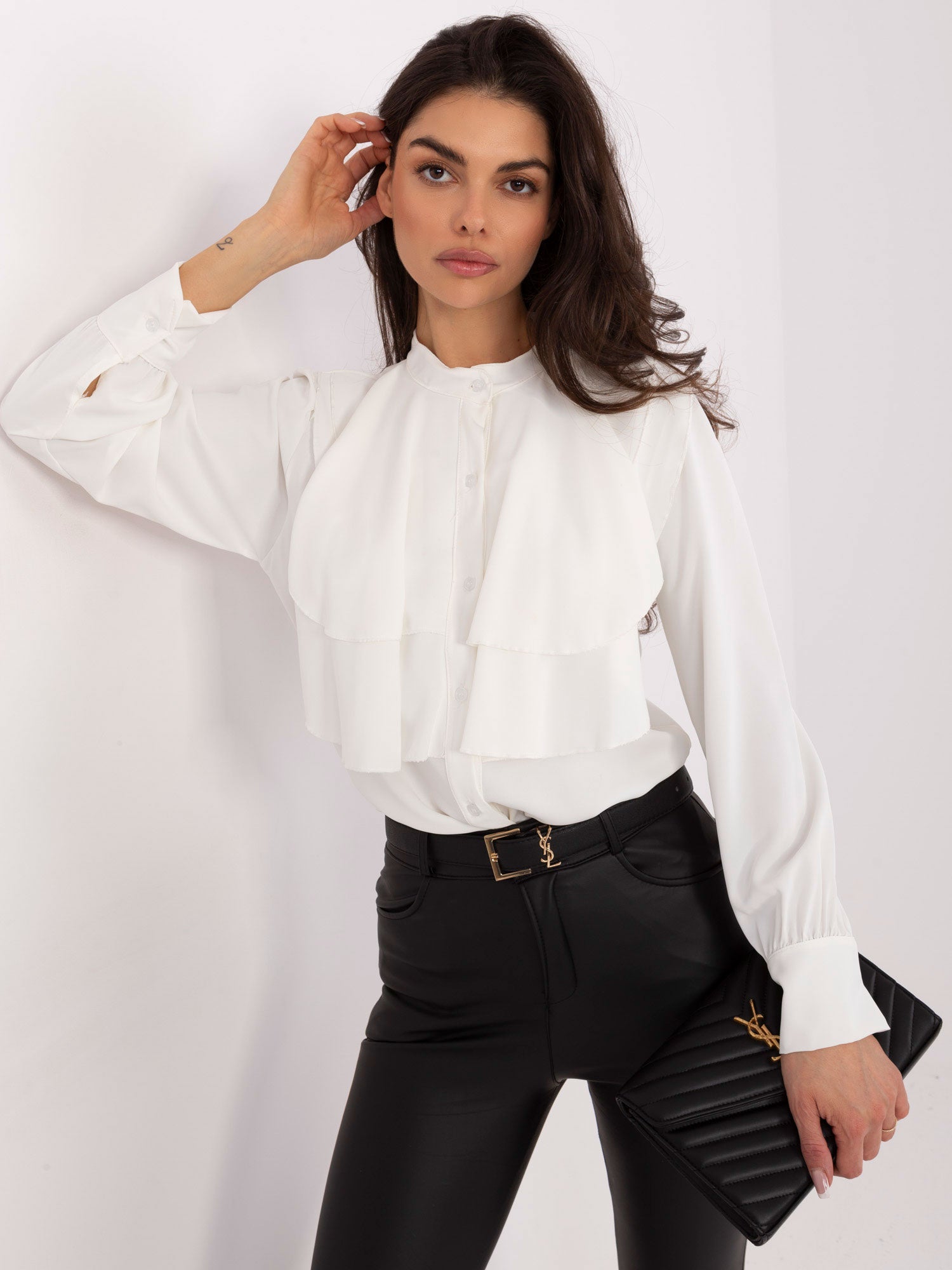 RUE PARIS Ecru elegancka koszula z żabotem