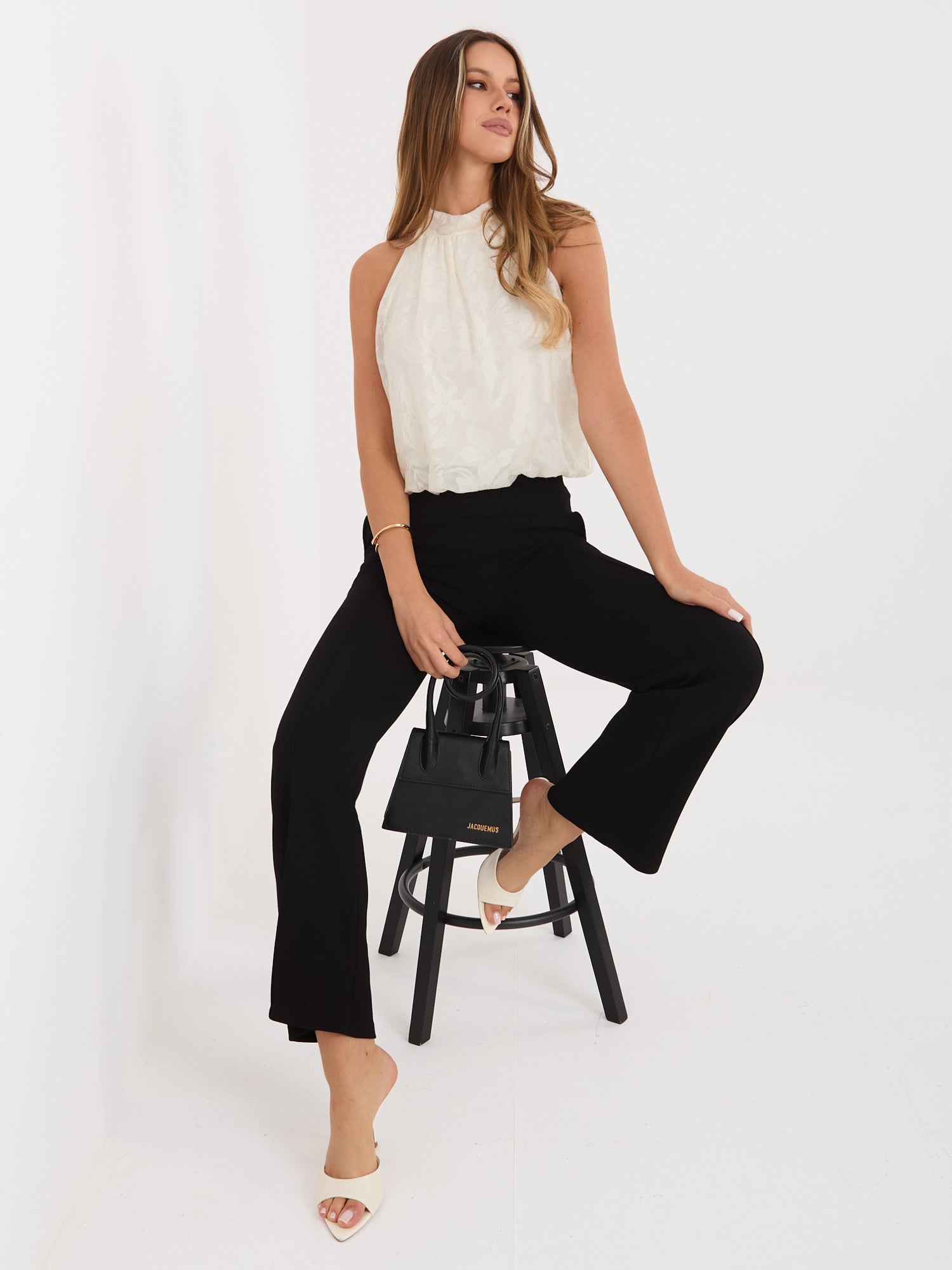 Ecru wizytowy top z dekoltem typu halter