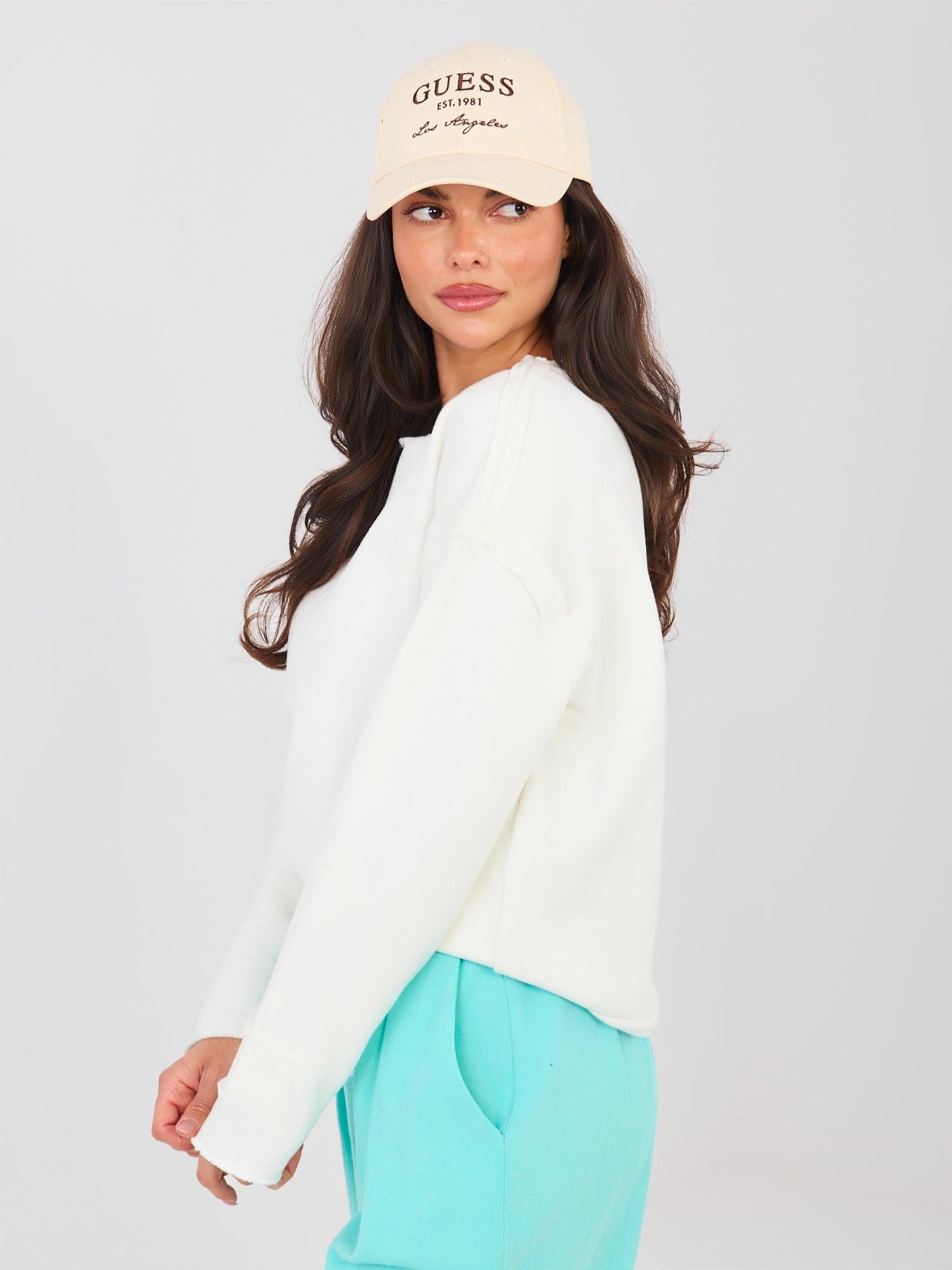 NATURAL SIDE Ecru krótka bluza z haftem