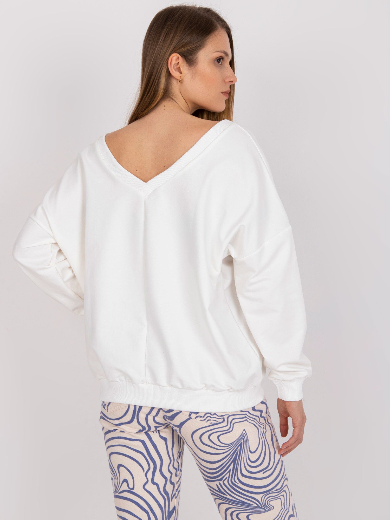 Ecru-niebieska bawełniana bluza oversize