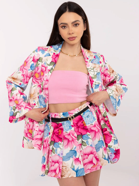 Ecru-niebieski komplet z marynarką o kroju kimono