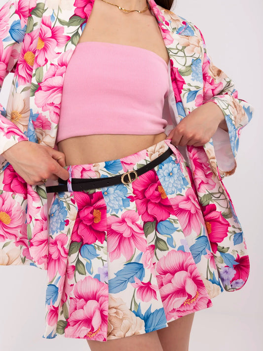 Ecru-niebieski komplet z marynarką o kroju kimono