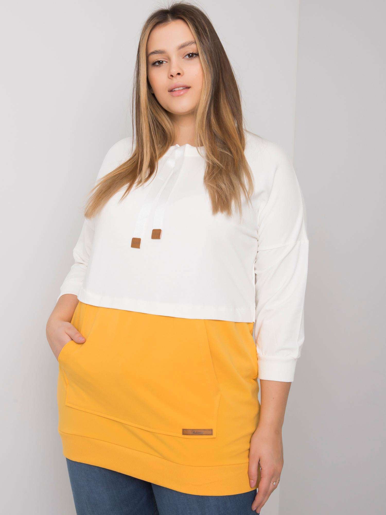 Ecru-żółta bawełniana bluza plus size
