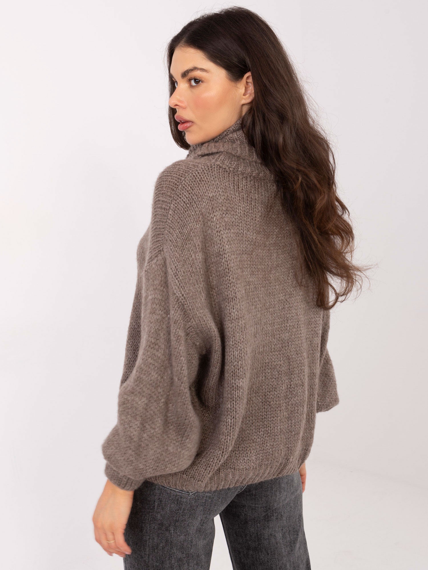 Fango damski sweter oversize z golfem