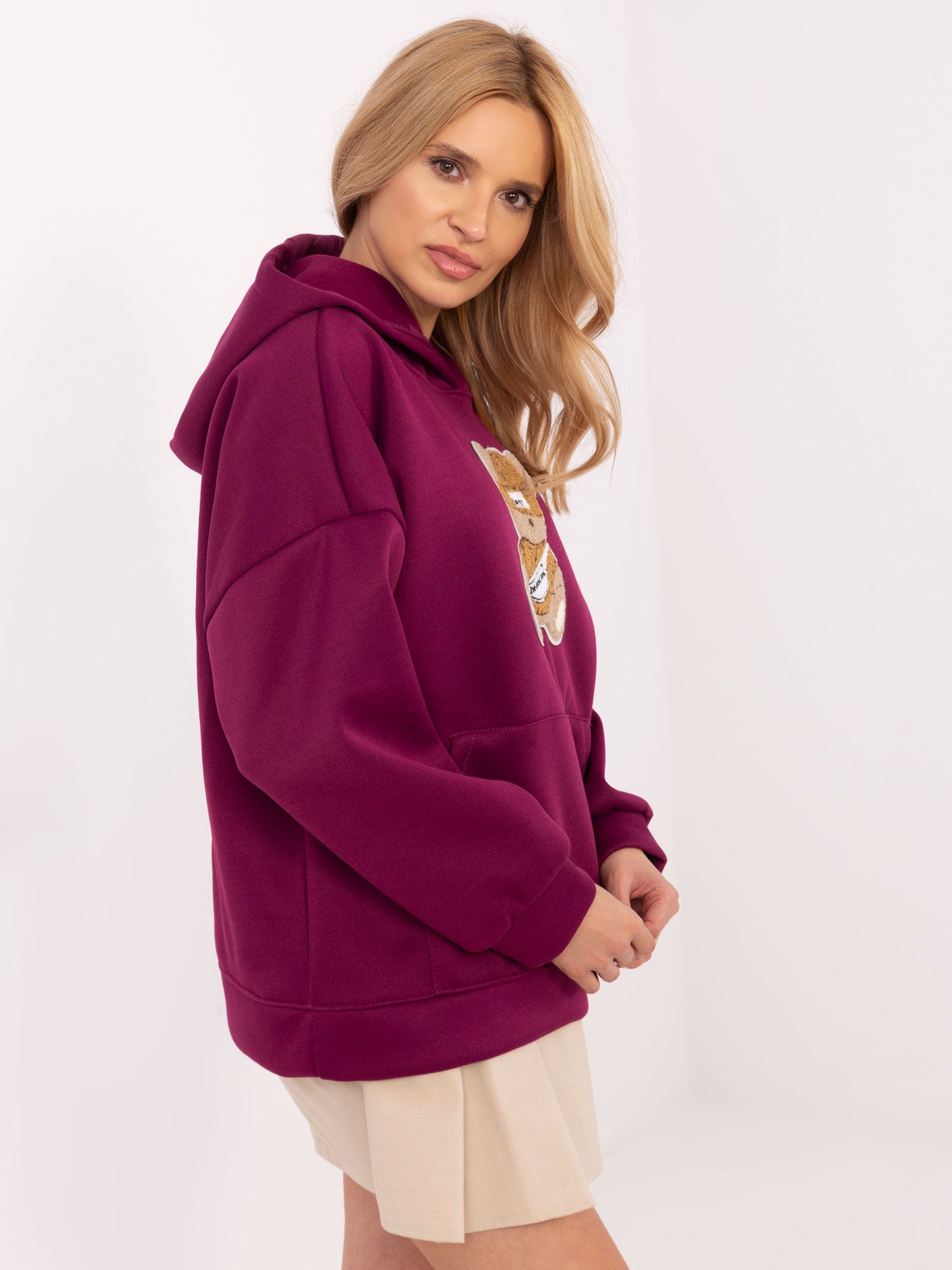 Fioletowa damska bluza oversize z kieszenią