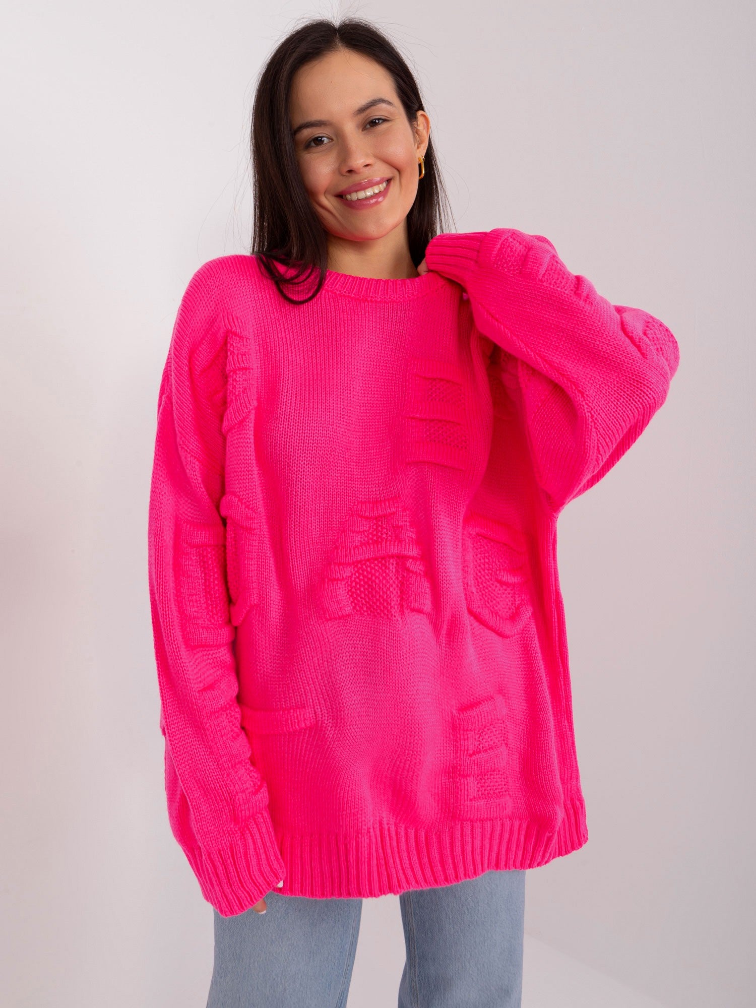 Fluo różowy sweter oversize z okrągłym dekoltem