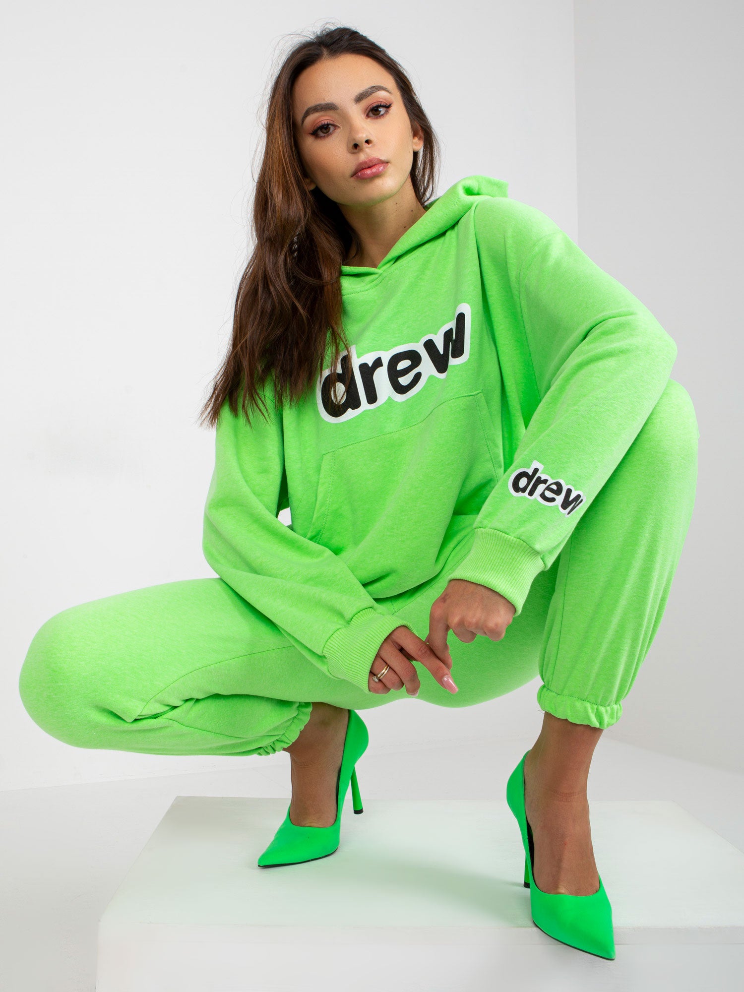 Fluo zielony dwuczęściowy komplet dresowy z nadrukiem
