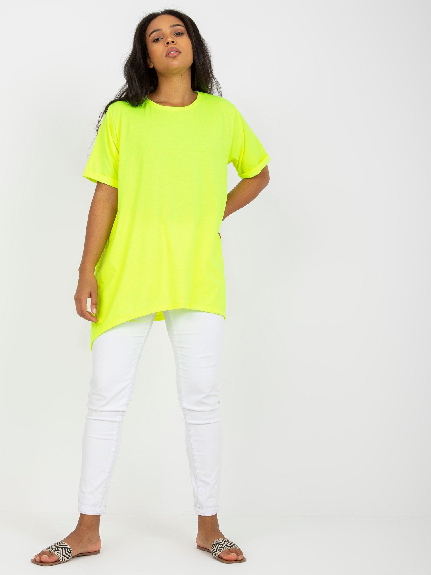 Fluo żółta wiskozowa tunika plus size z krótkim rękawem