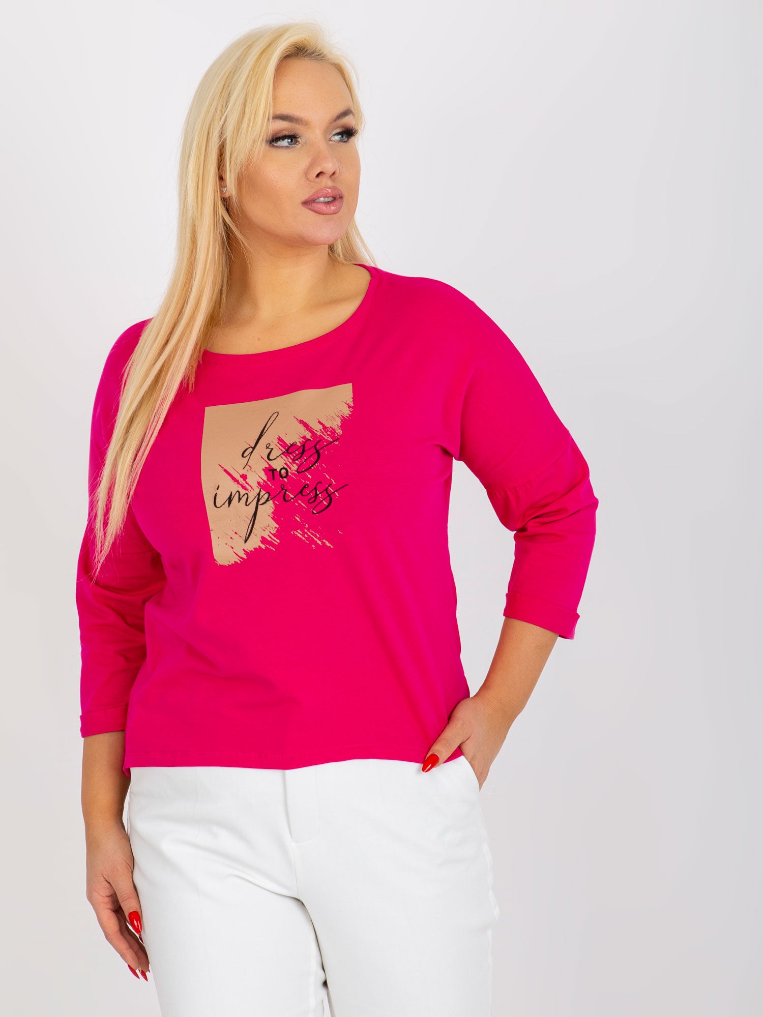 Fuksjowa bawełniana bluzka plus size z napisem