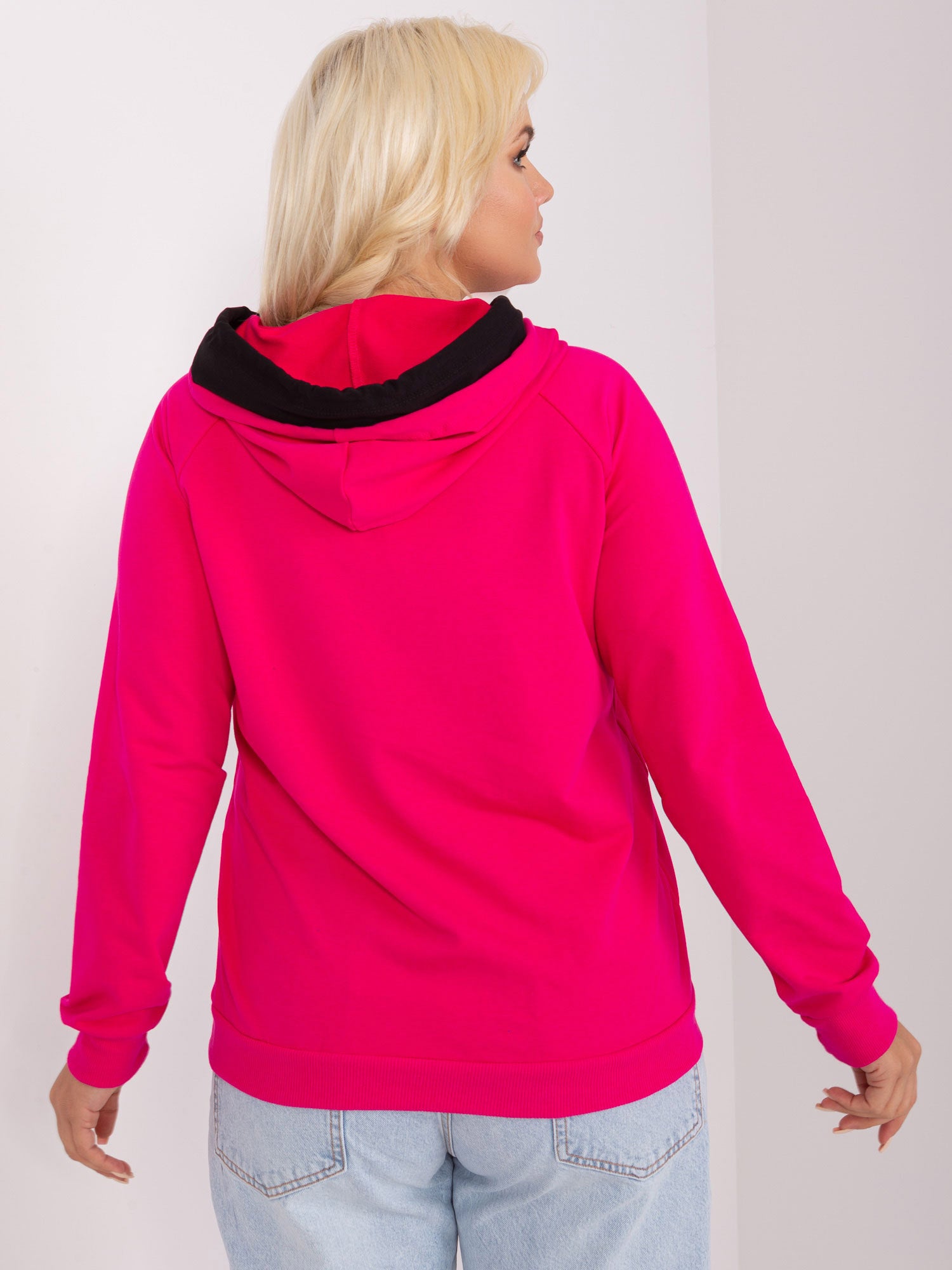 Fuksjowa bluza plus size basic z kieszenią