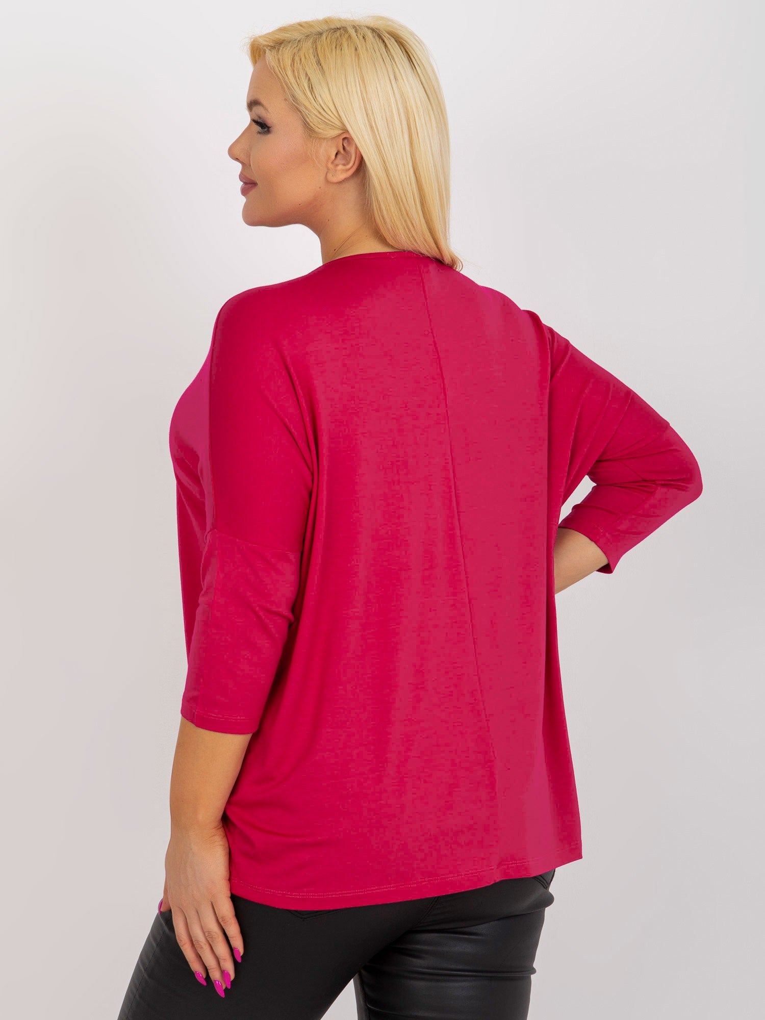 Fuksjowa bluzka plus size basic z rękawem 3/4
