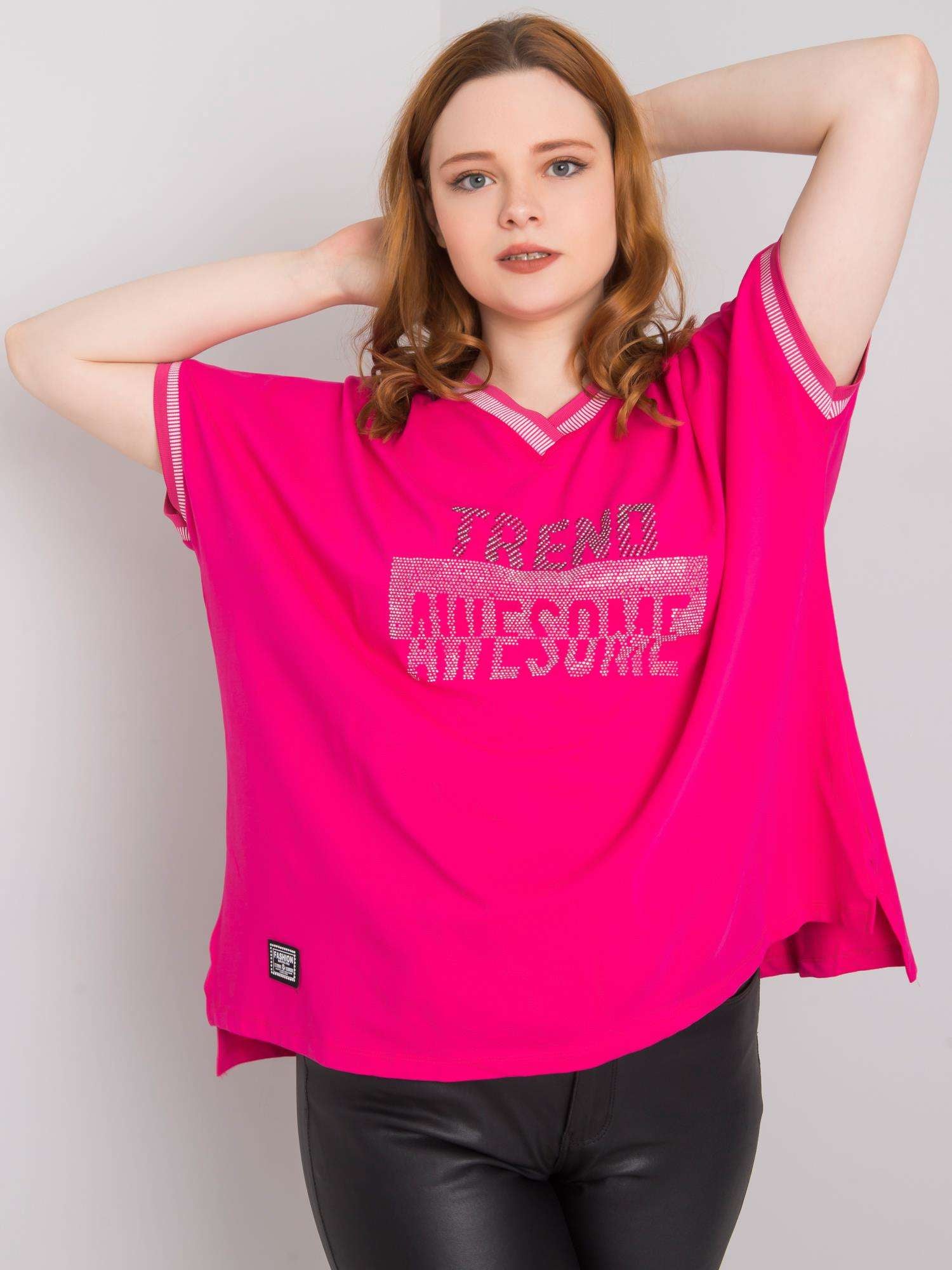 Fuksjowa damska bluzka plus size z aplikacją