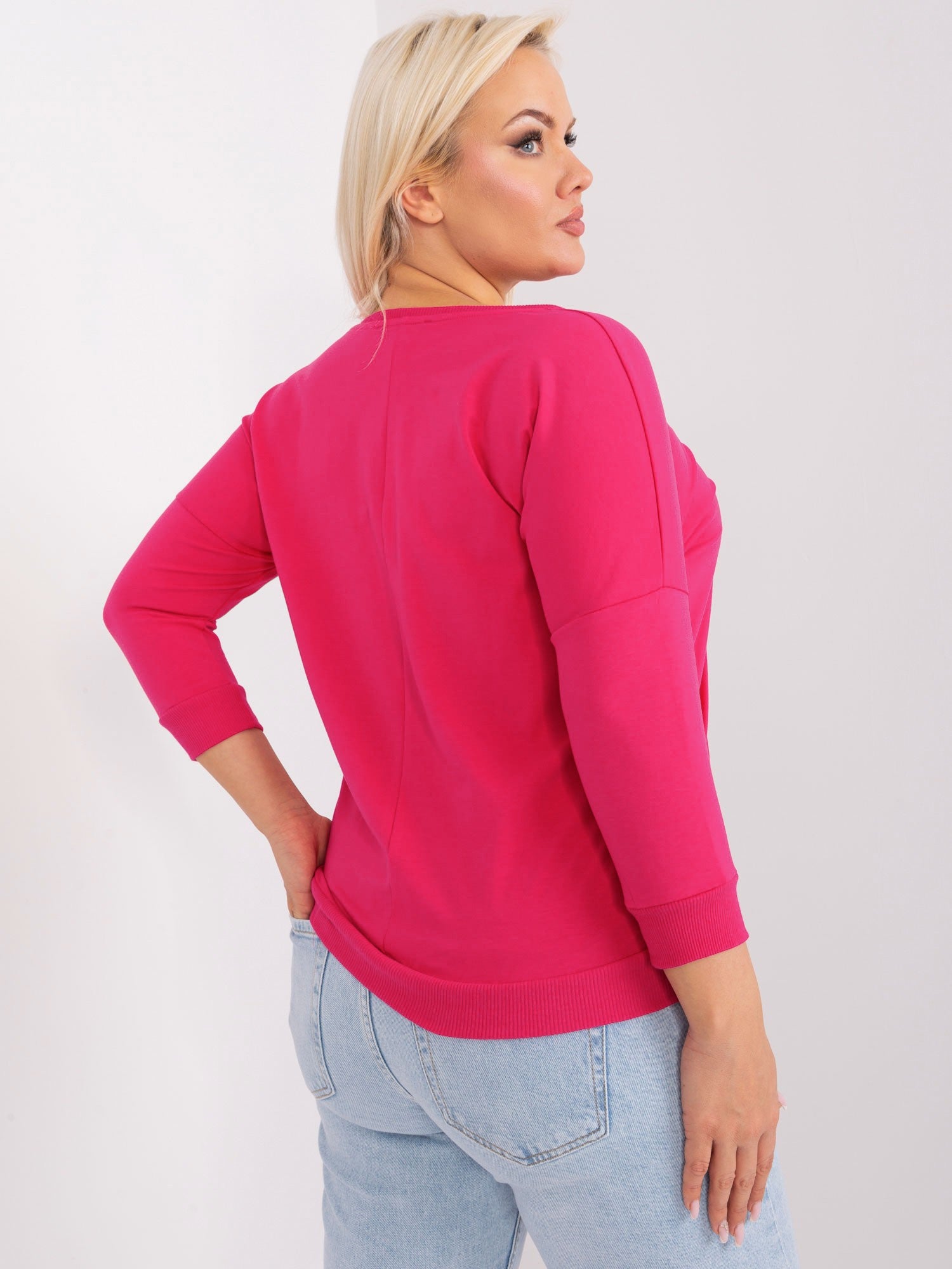 Fuksjowa damska bluzka plus size z rękawem 3/4