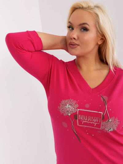 Fuksjowa  bawełniana bluzka plus size z napisem