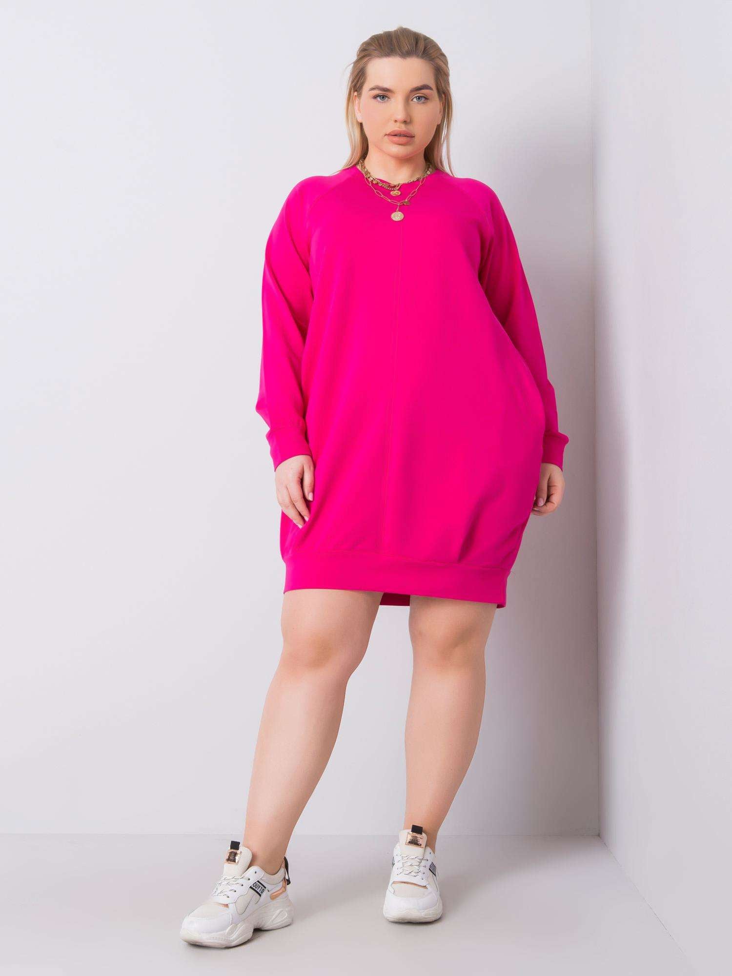Fuksjowa sukienka plus size z długim rękawem
