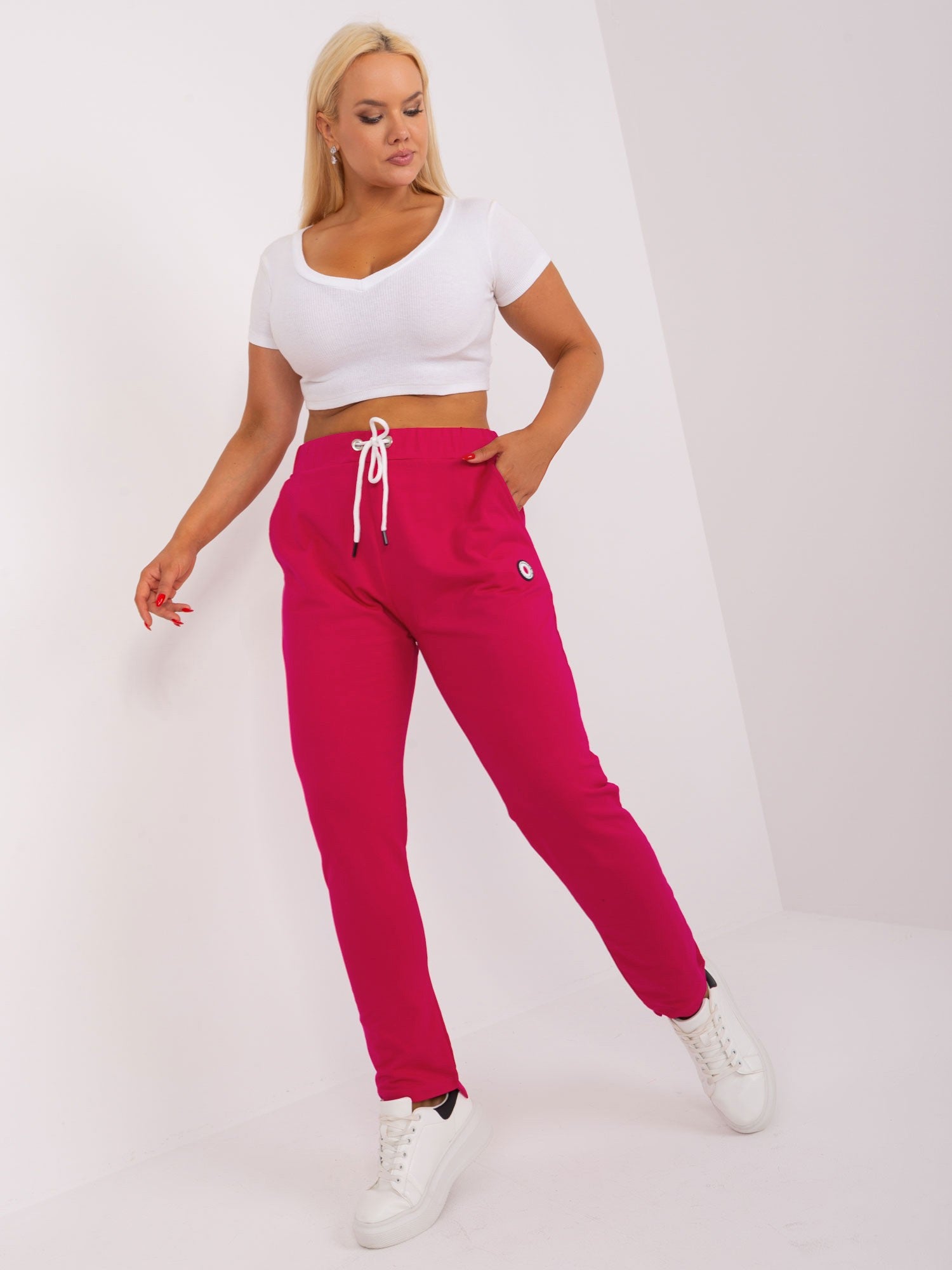 Fuksjowe spodnie dresowe basic plus size z bawełny