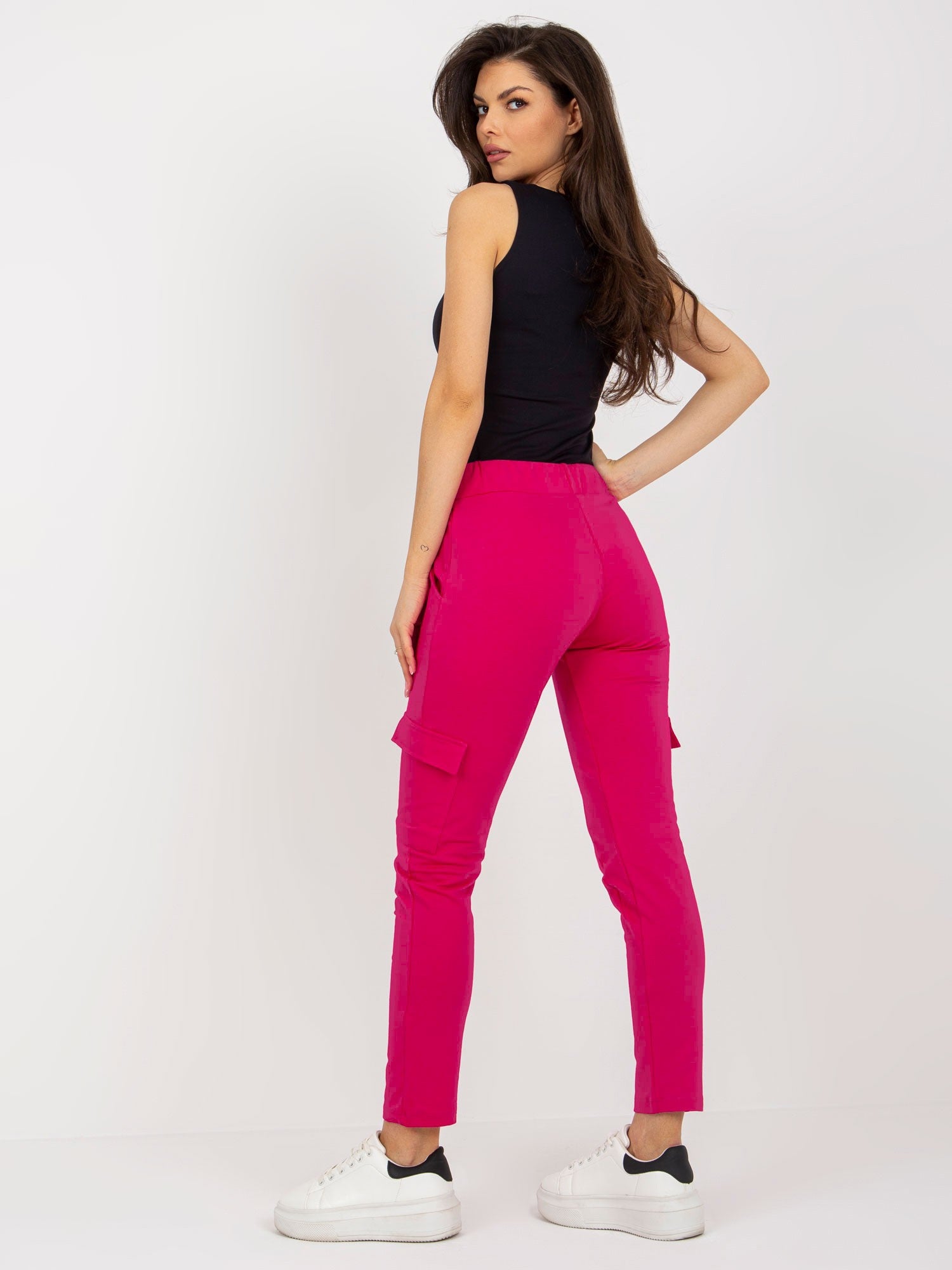 Fuksjowe damskie spodnie dresowe cargo high waist
