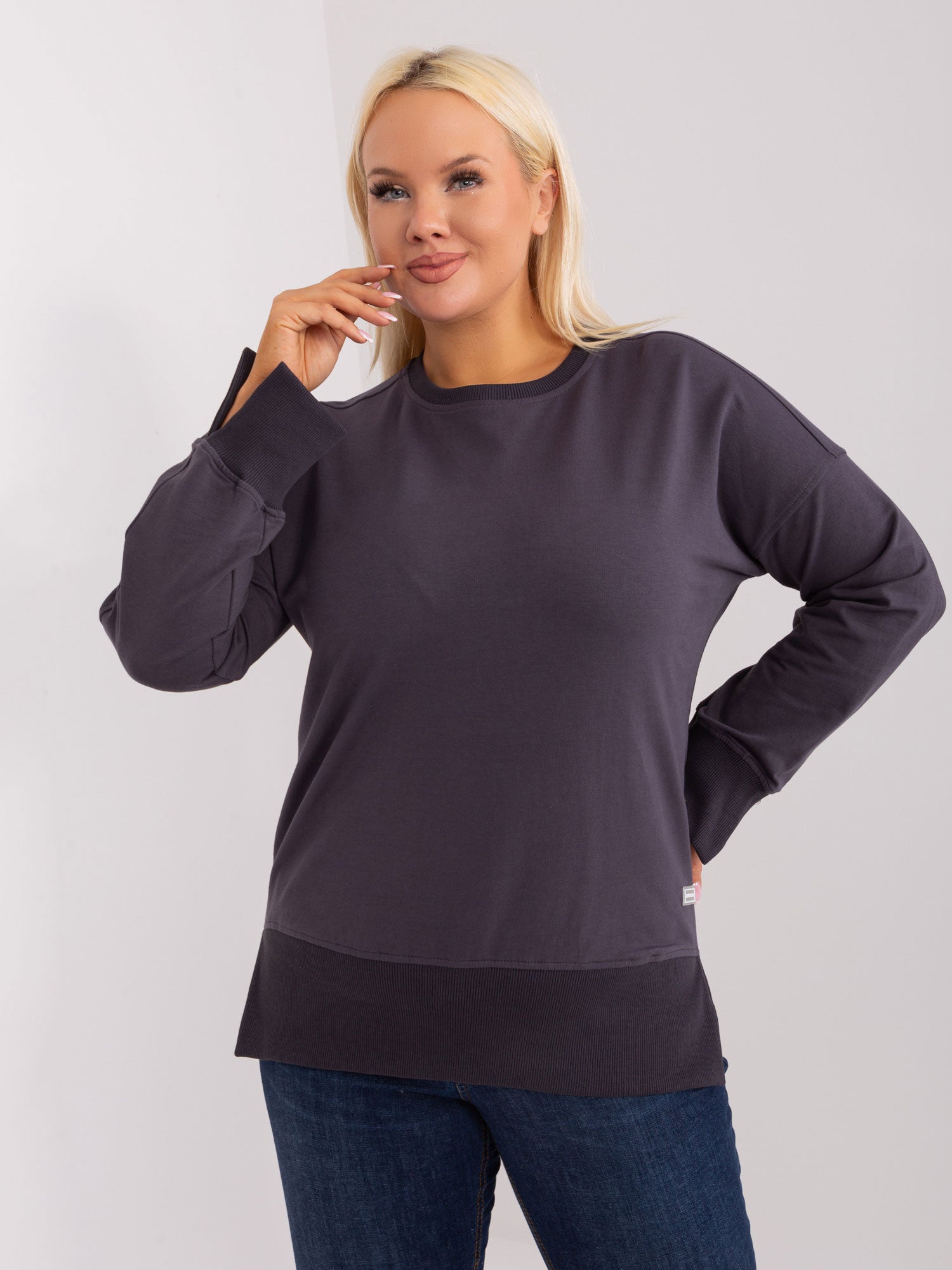 Grafitowa damska bluza plus size ze ściągaczami