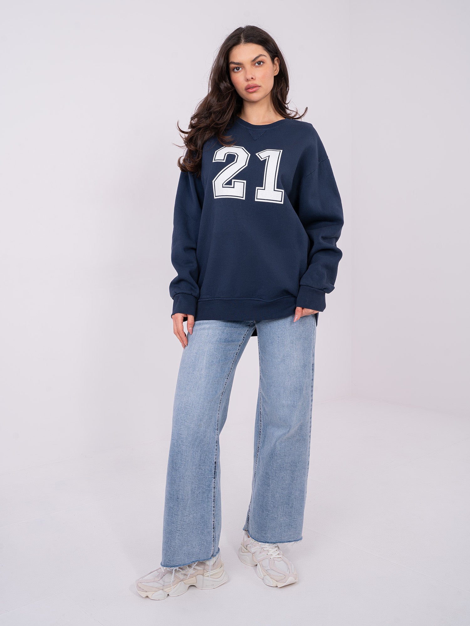 Granatowa damska bluza oversize z ociepleniem