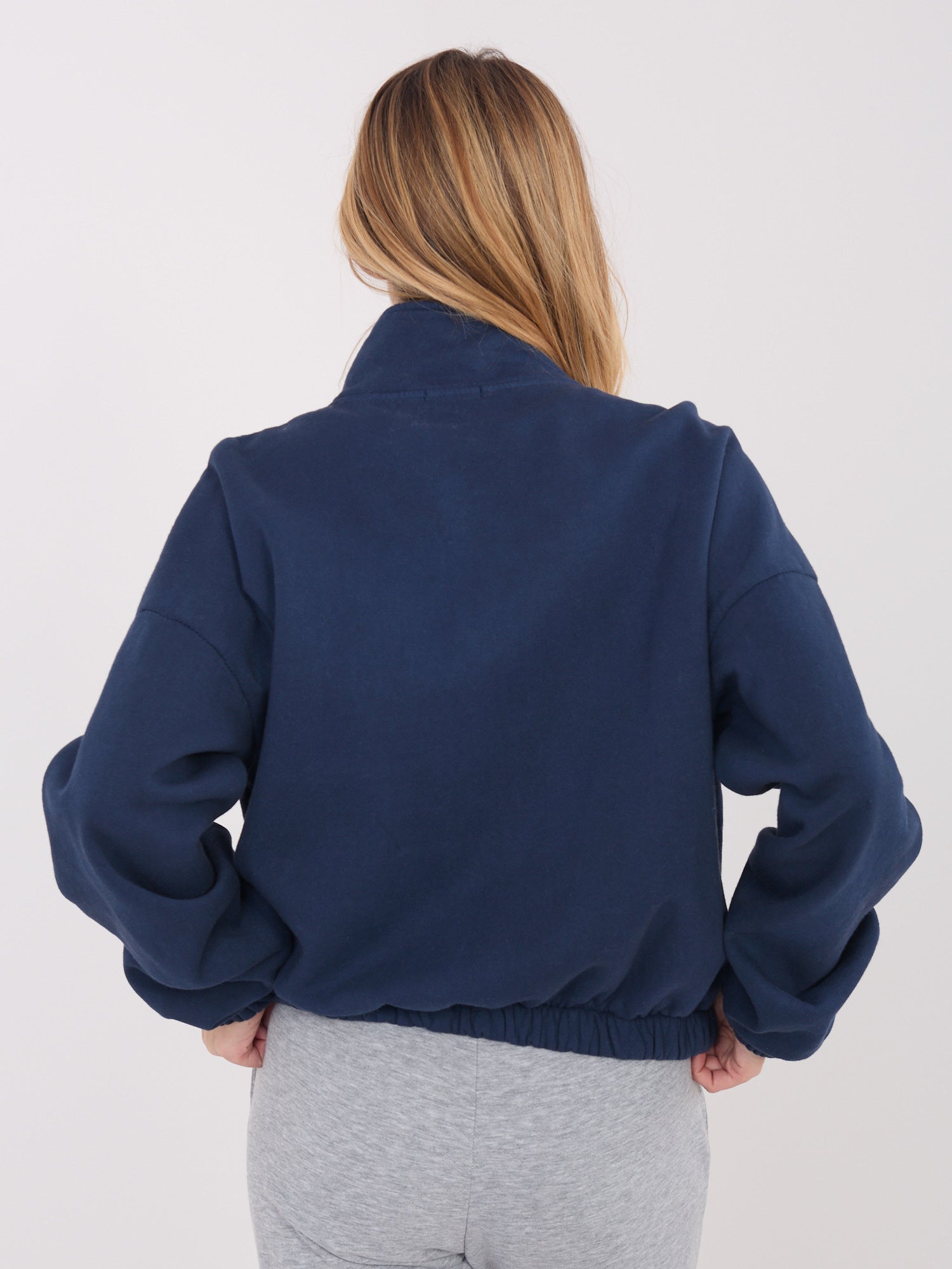 Granatowa ocieplana bluza basic ze stójką